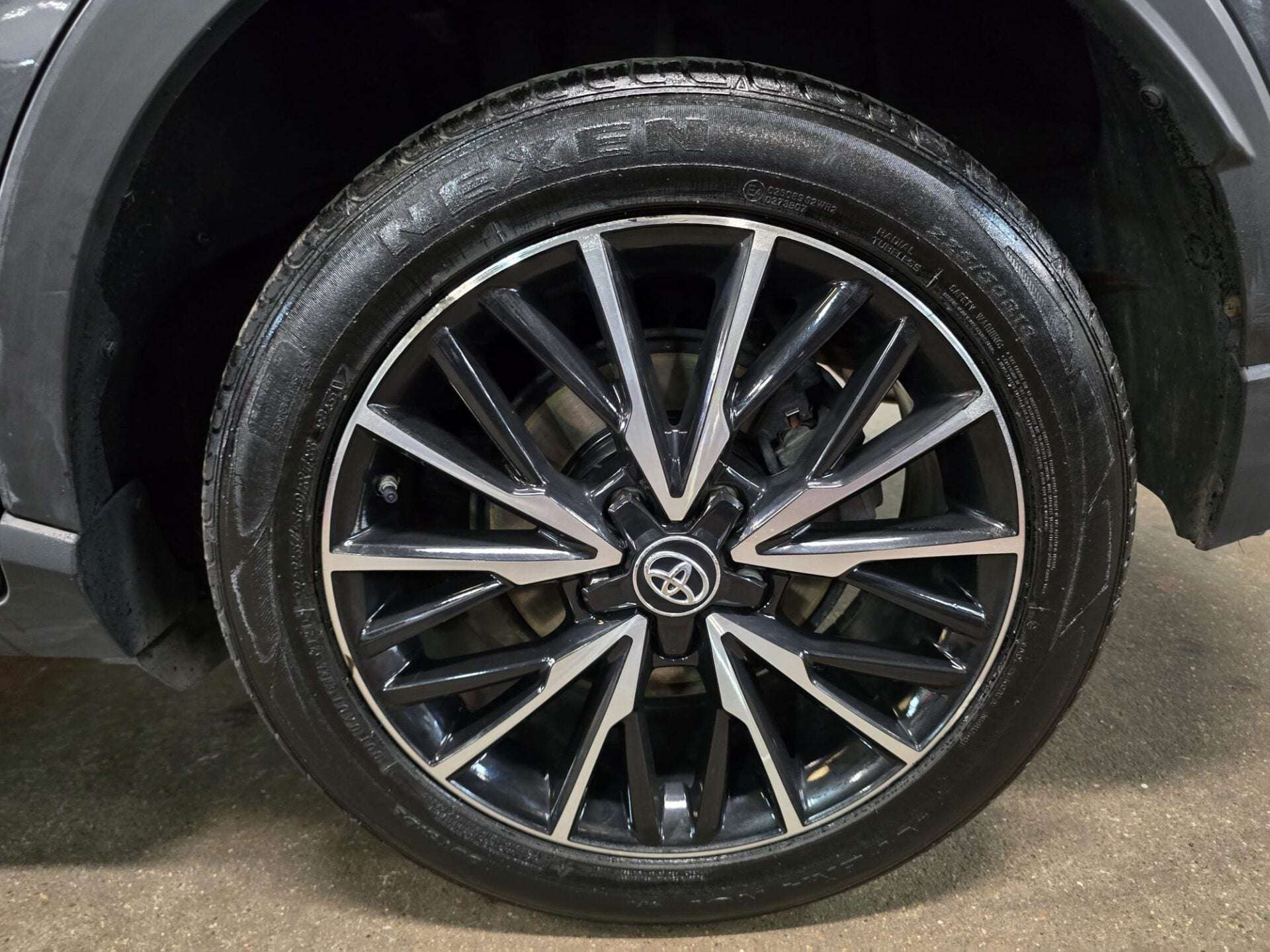 2019 TOYOTA C-HR 2019 TOYOTA C-HR