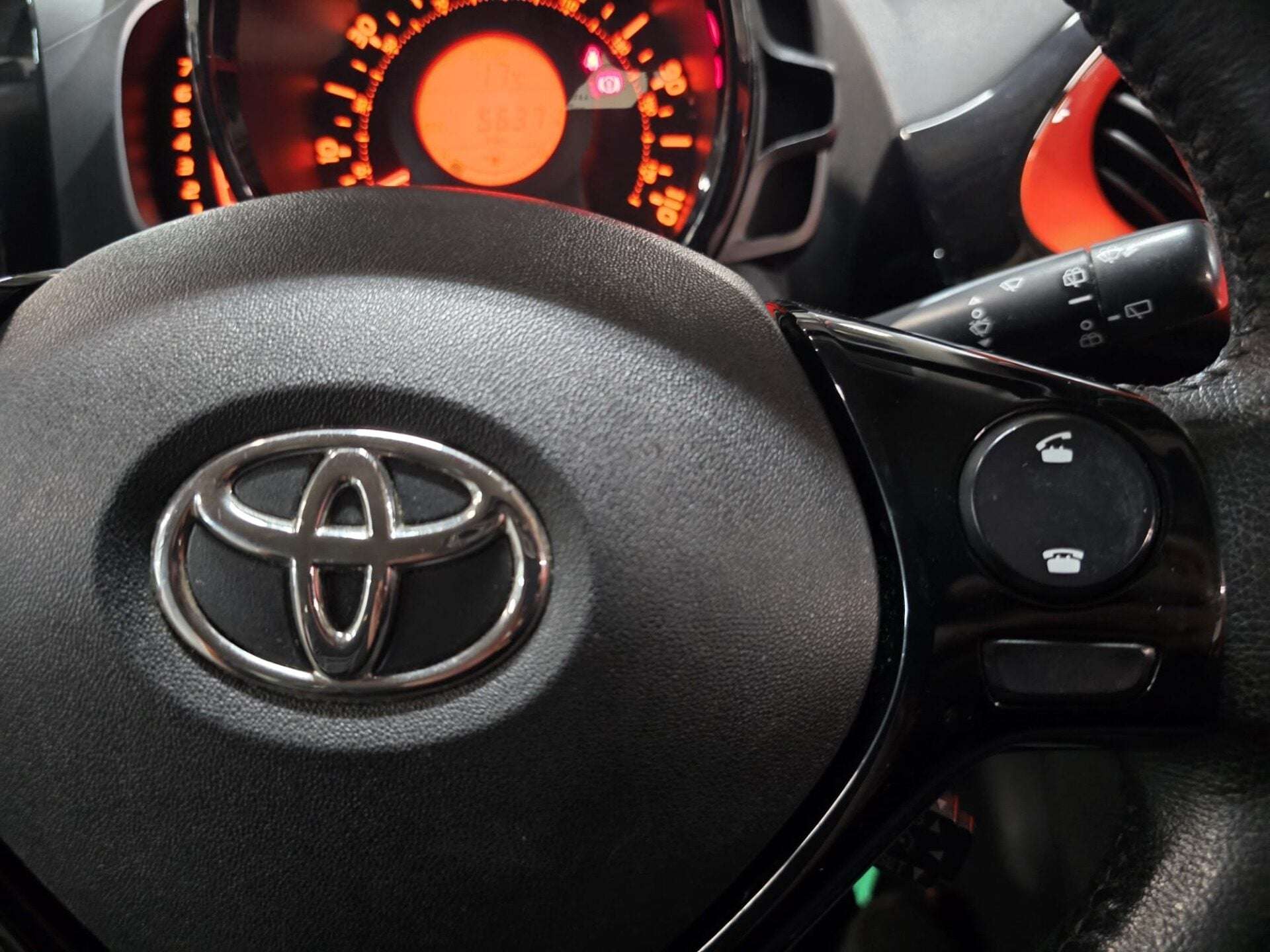 2015 TOYOTA AYGO 2015 TOYOTA AYGO