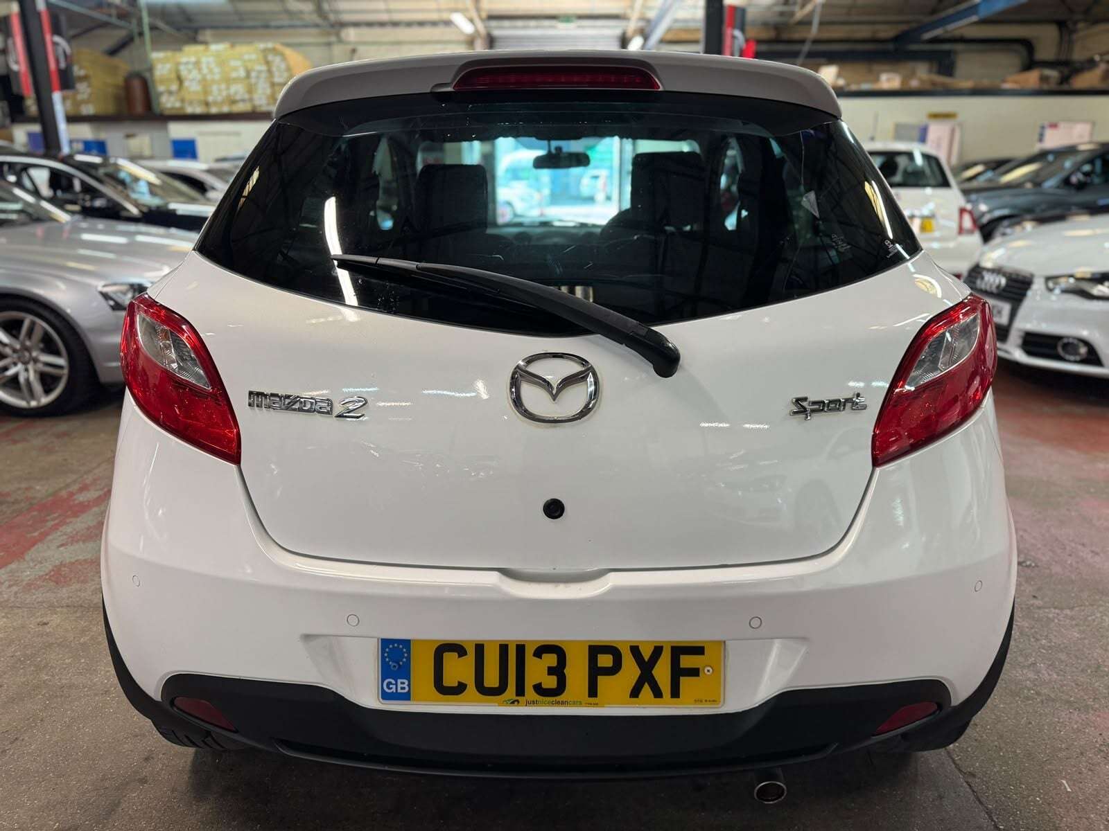 A 2013 MAZDA 2 SPORT A 2013 MAZDA 2 SPORT