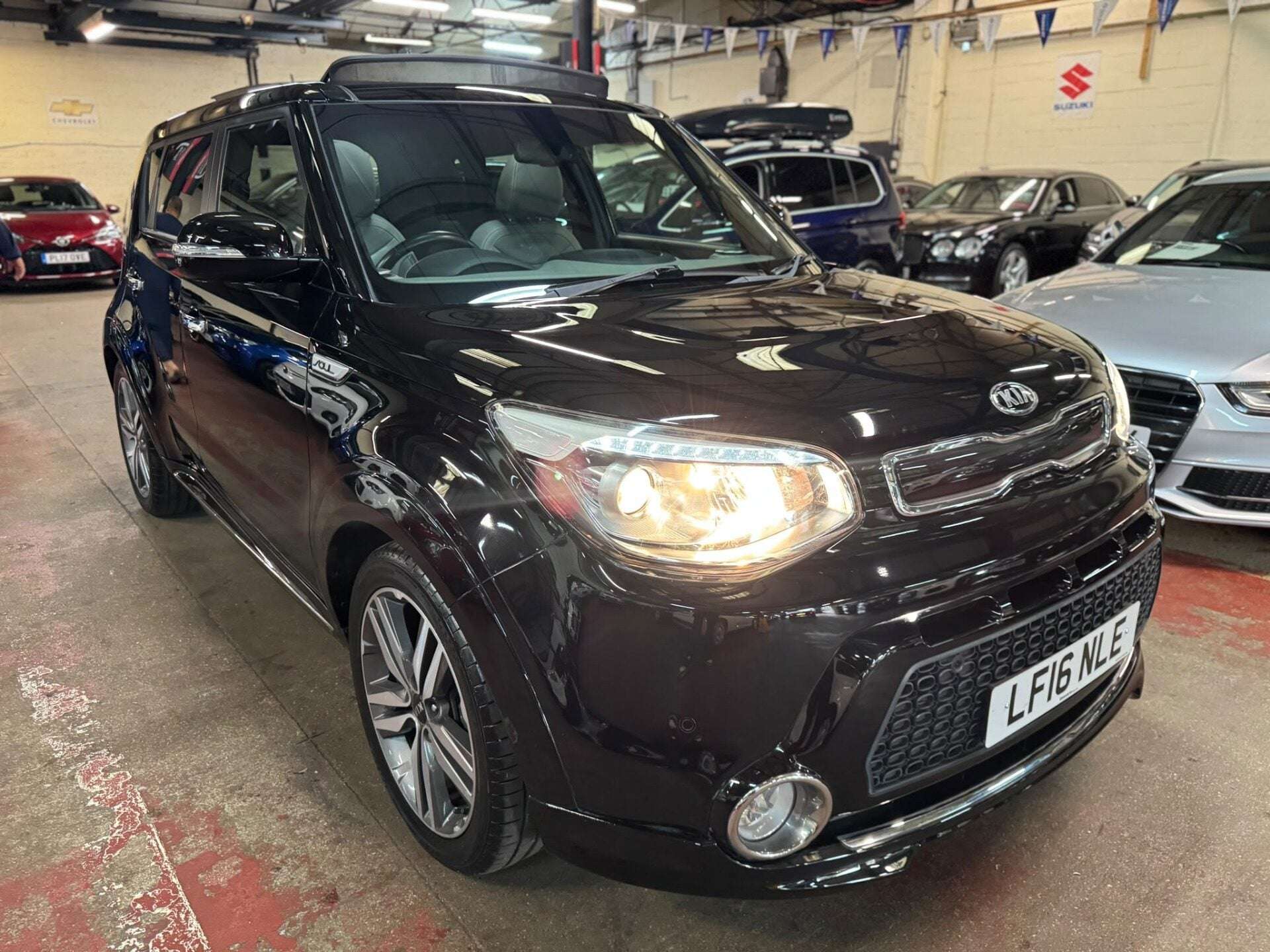 A 2016 KIA SOUL CRDI MAXX A 2016 KIA SOUL CRDI MAXX