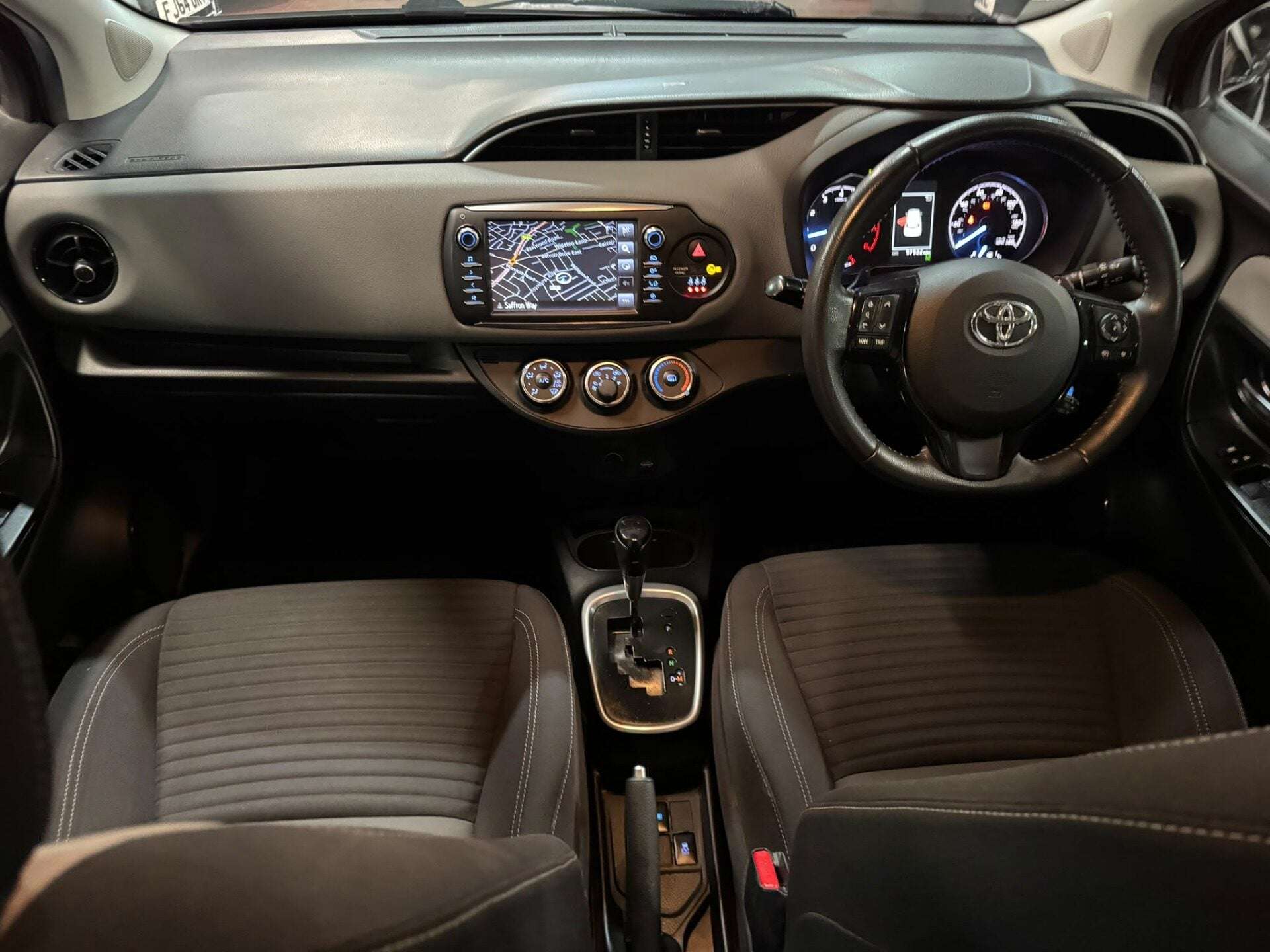 2017 TOYOTA YARIS 2017 TOYOTA YARIS