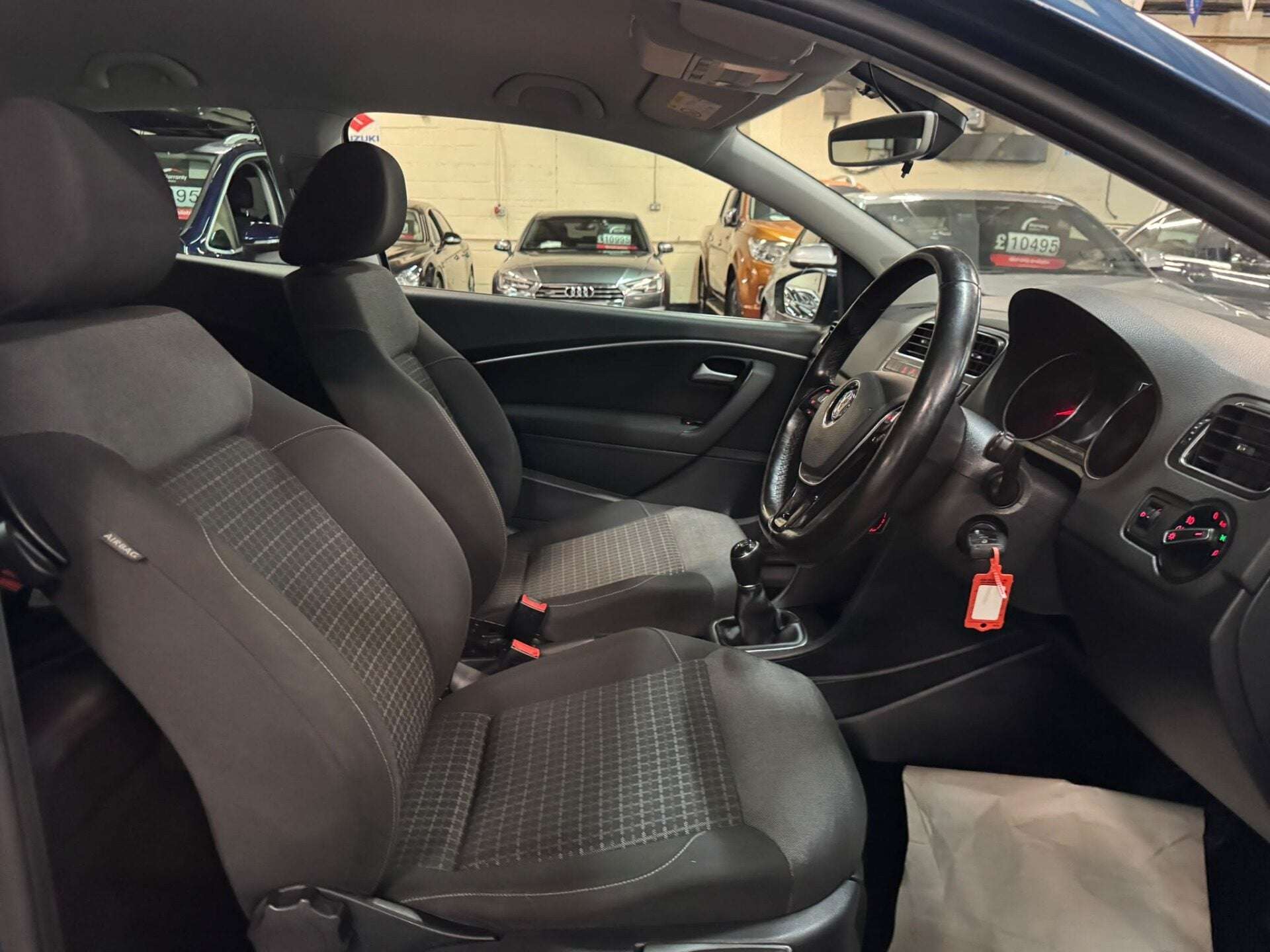 2017 VOLKSWAGEN POLO 2017 VOLKSWAGEN POLO