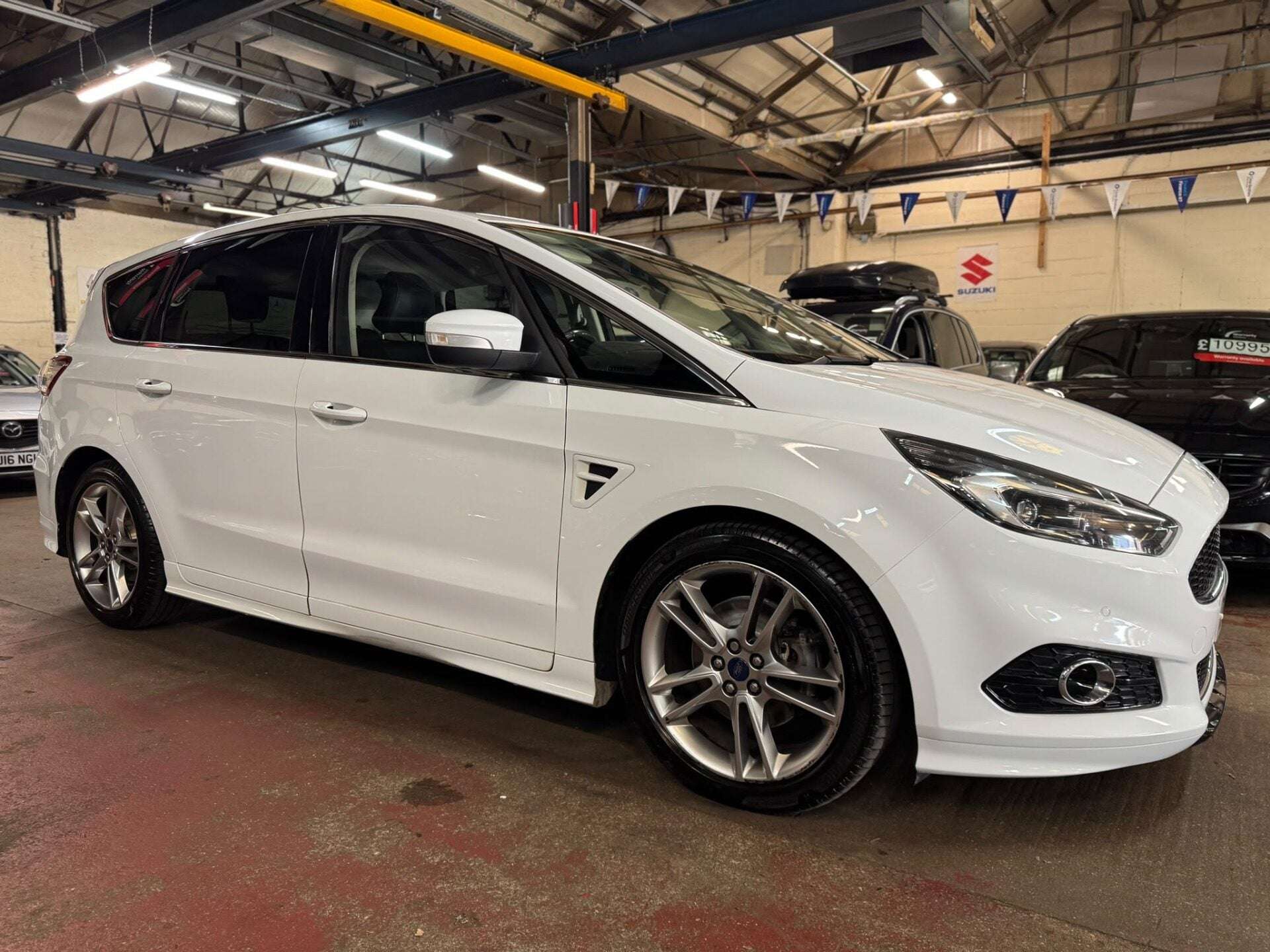A 2017 FORD S-MAX TITANIUM SPORT TDCI A 2017 FORD S-MAX TITANIUM SPORT TDCI