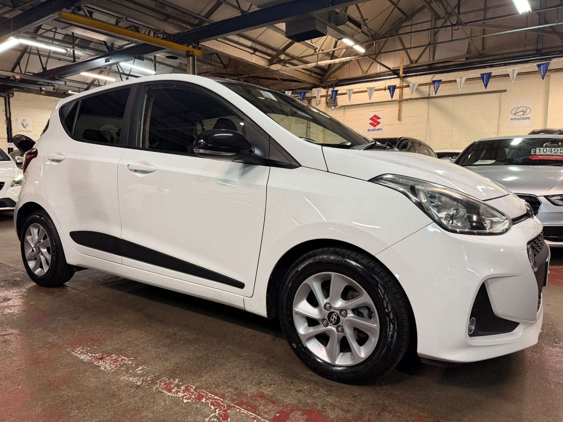 A 2017 HYUNDAI I10 PREMIUM A 2017 HYUNDAI I10 PREMIUM