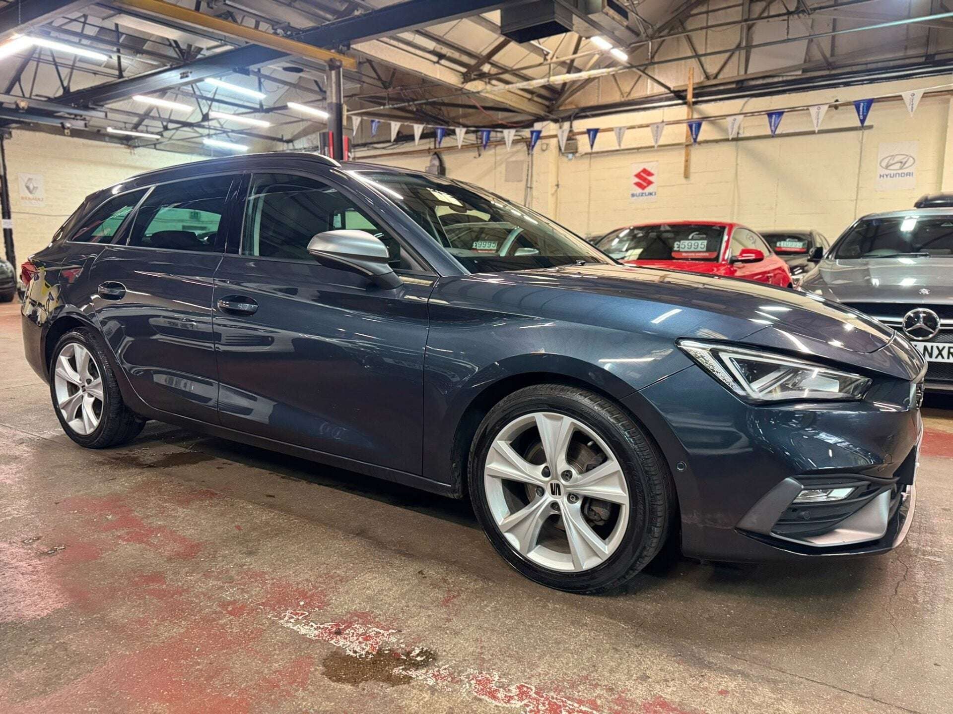 A 2020 SEAT LEON TSI EVO FR A 2020 SEAT LEON TSI EVO FR