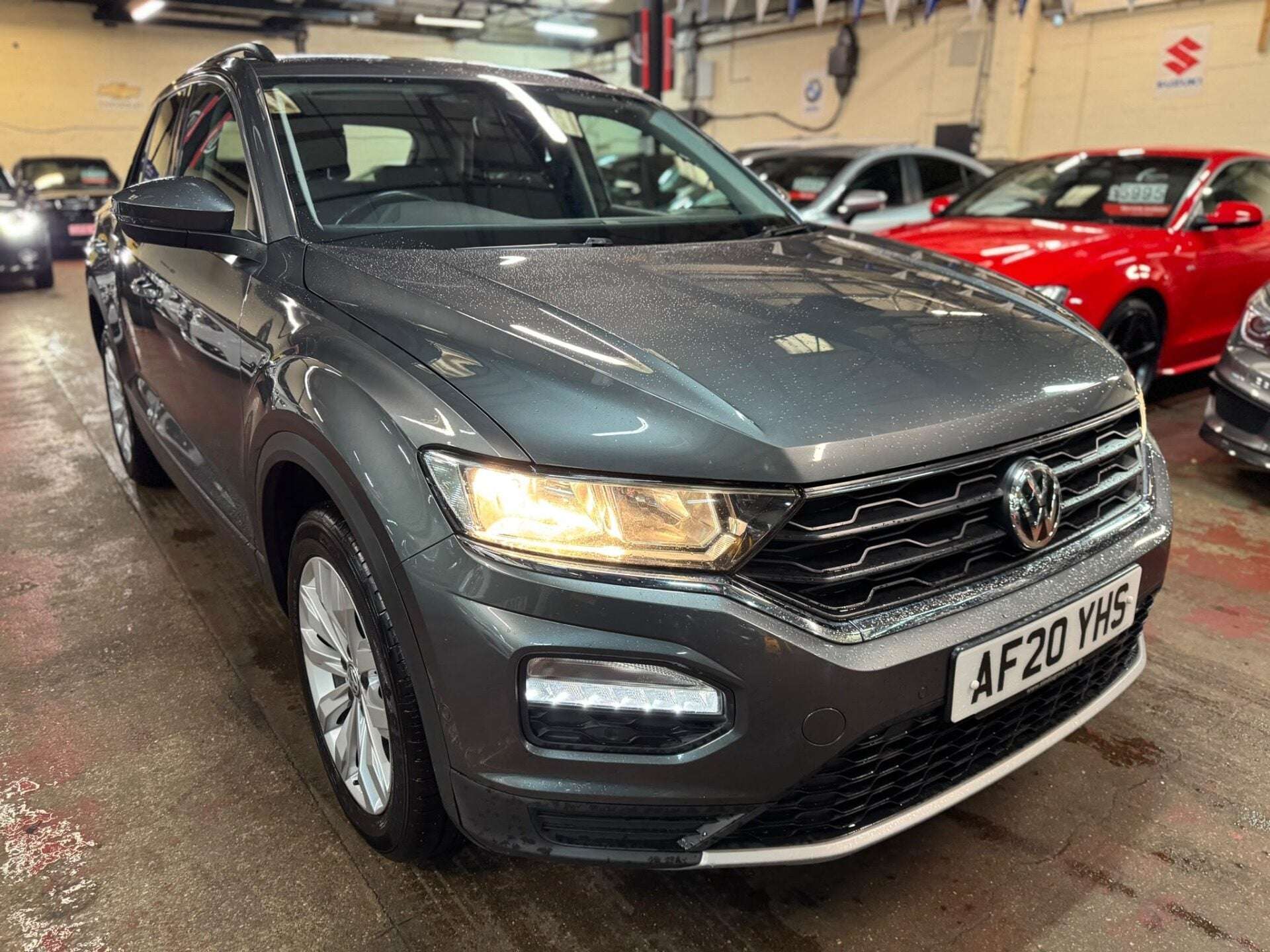2020 VOLKSWAGEN T-ROC 2020 VOLKSWAGEN T-ROC