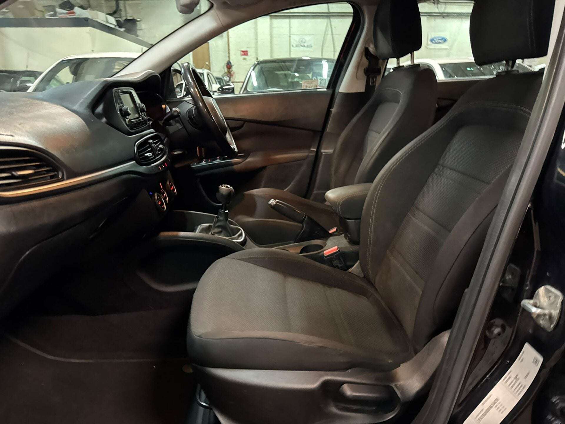 2017 FIAT TIPO 2017 FIAT TIPO