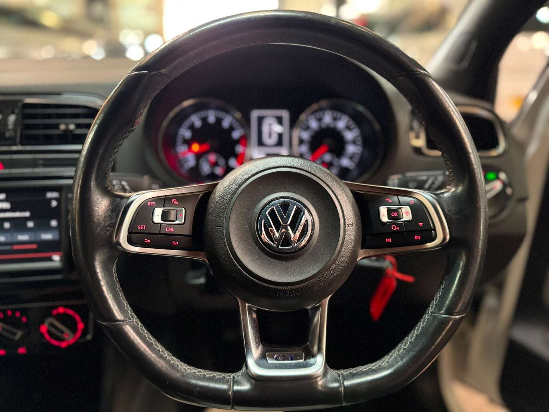 2015 VOLKSWAGEN POLO 2015 VOLKSWAGEN POLO