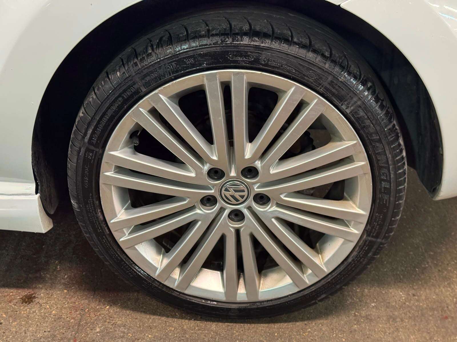 2015 VOLKSWAGEN POLO 2015 VOLKSWAGEN POLO