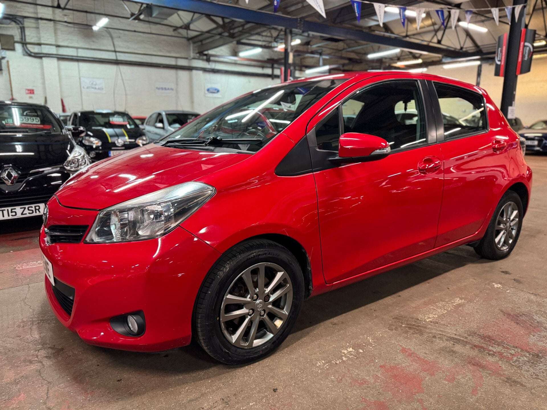 A 2014 TOYOTA YARIS VVT-I ICON PLUS A 2014 TOYOTA YARIS VVT-I ICON PLUS