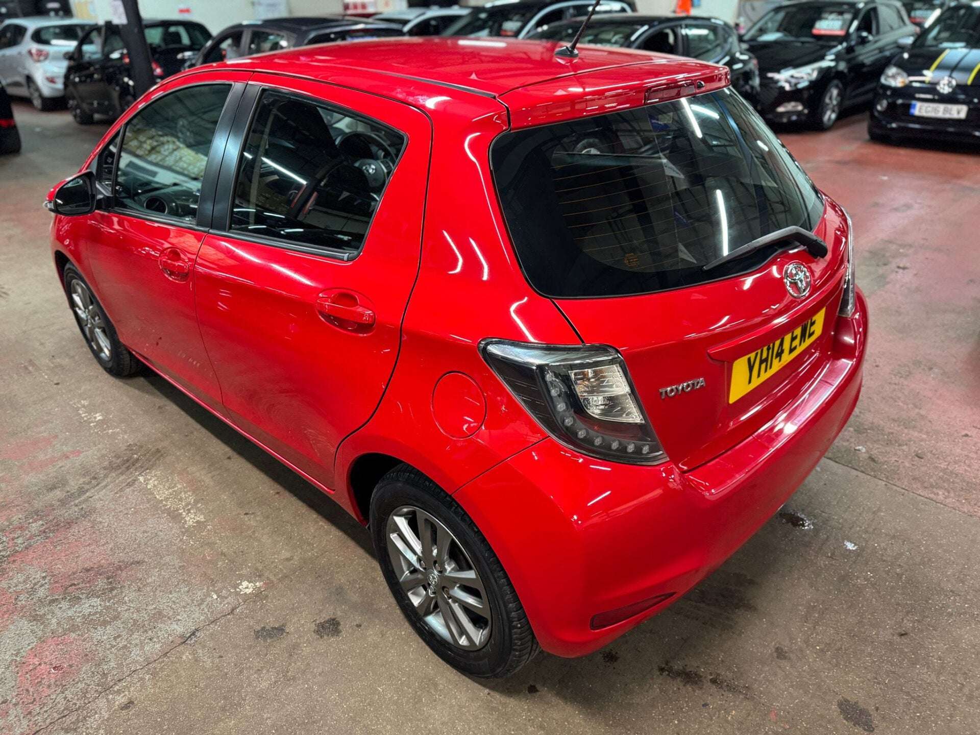 2014 TOYOTA YARIS 2014 TOYOTA YARIS