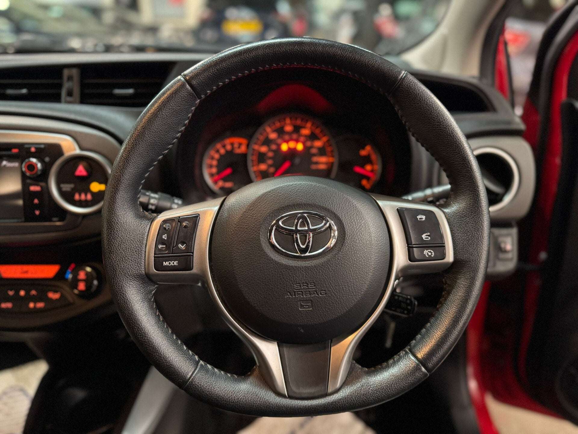 2014 TOYOTA YARIS 2014 TOYOTA YARIS