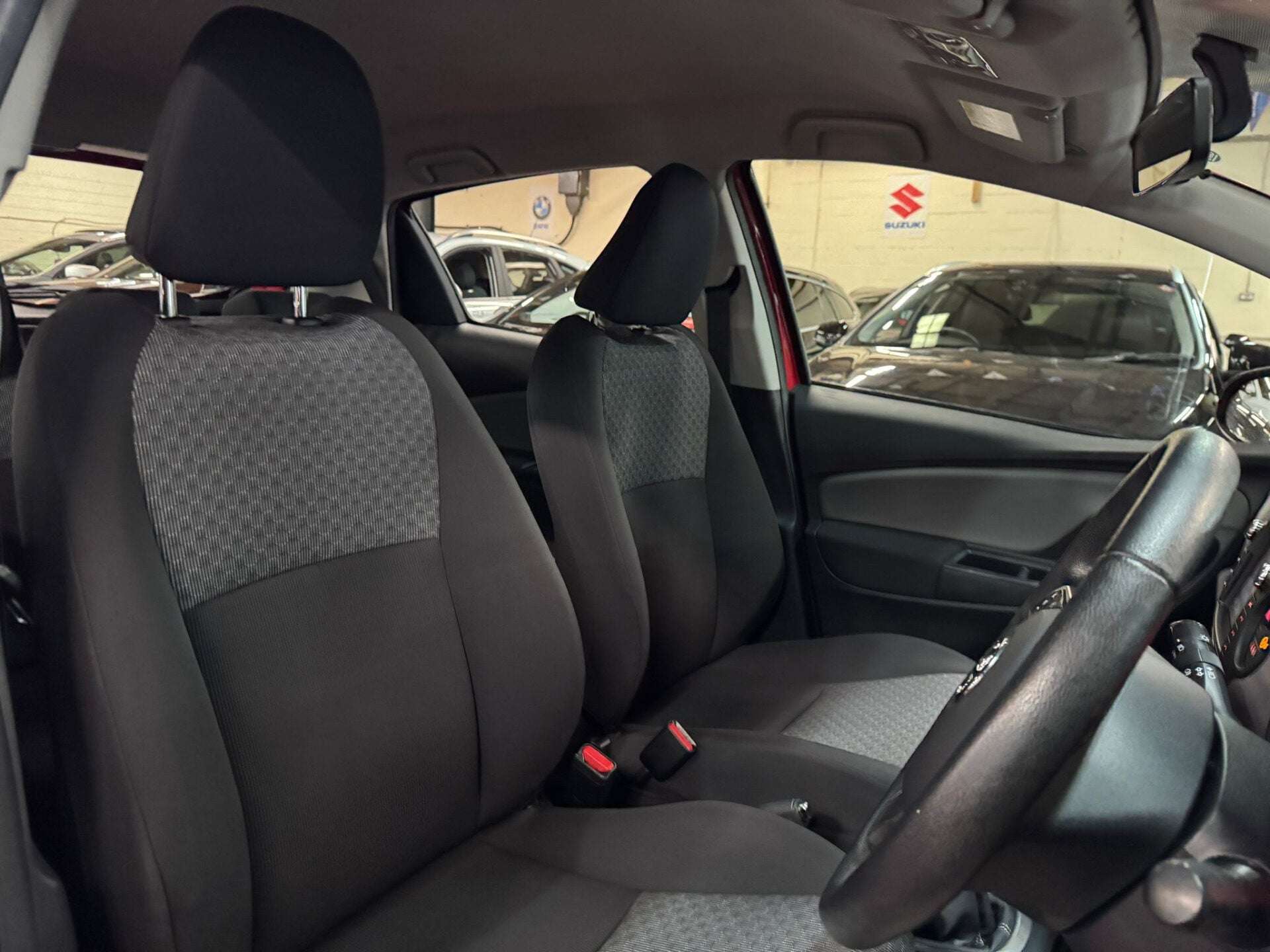 2015 TOYOTA YARIS 2015 TOYOTA YARIS