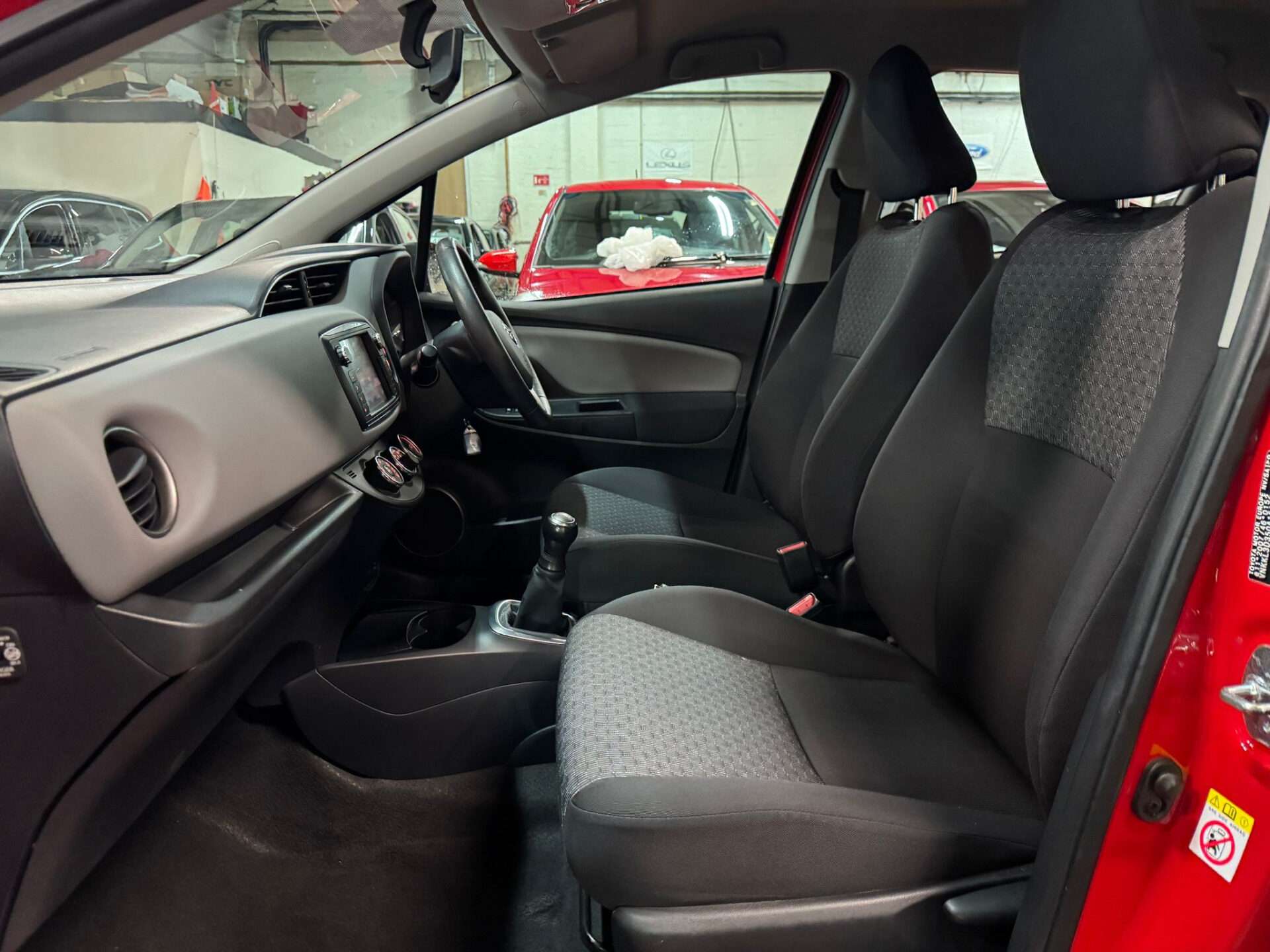 2015 TOYOTA YARIS 2015 TOYOTA YARIS