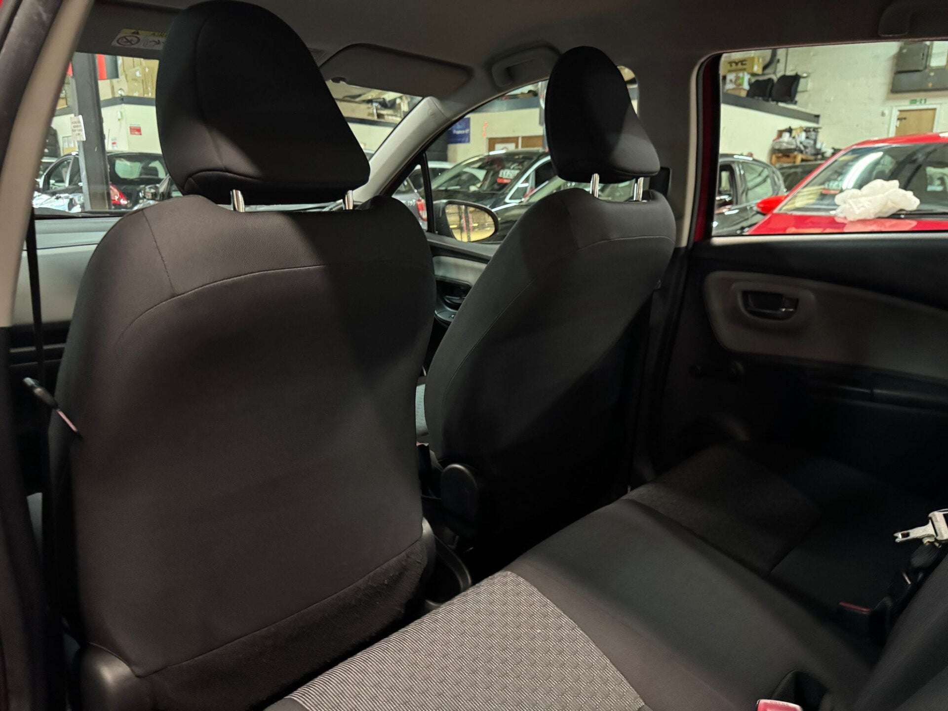 2015 TOYOTA YARIS 2015 TOYOTA YARIS