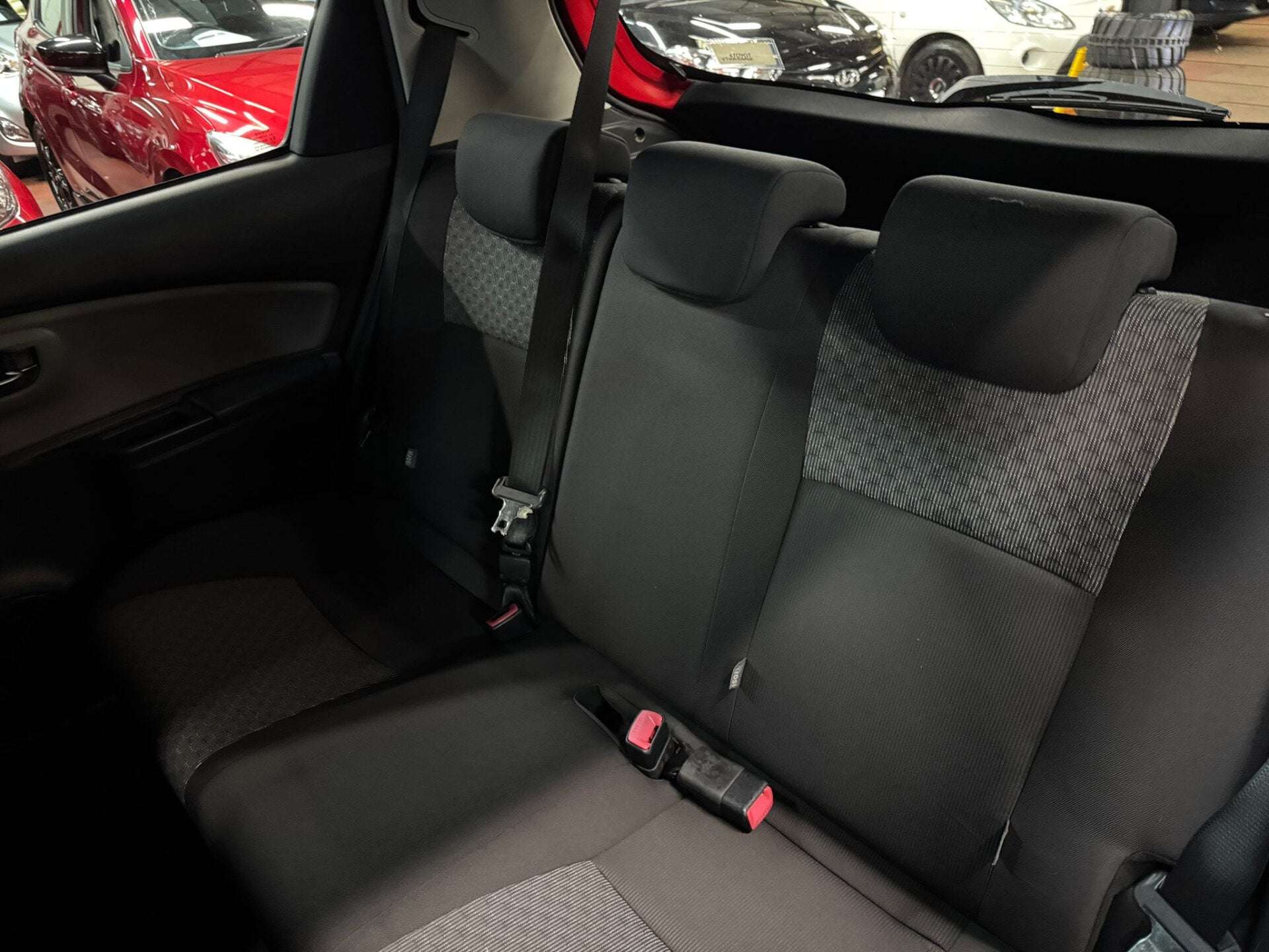 2015 TOYOTA YARIS 2015 TOYOTA YARIS