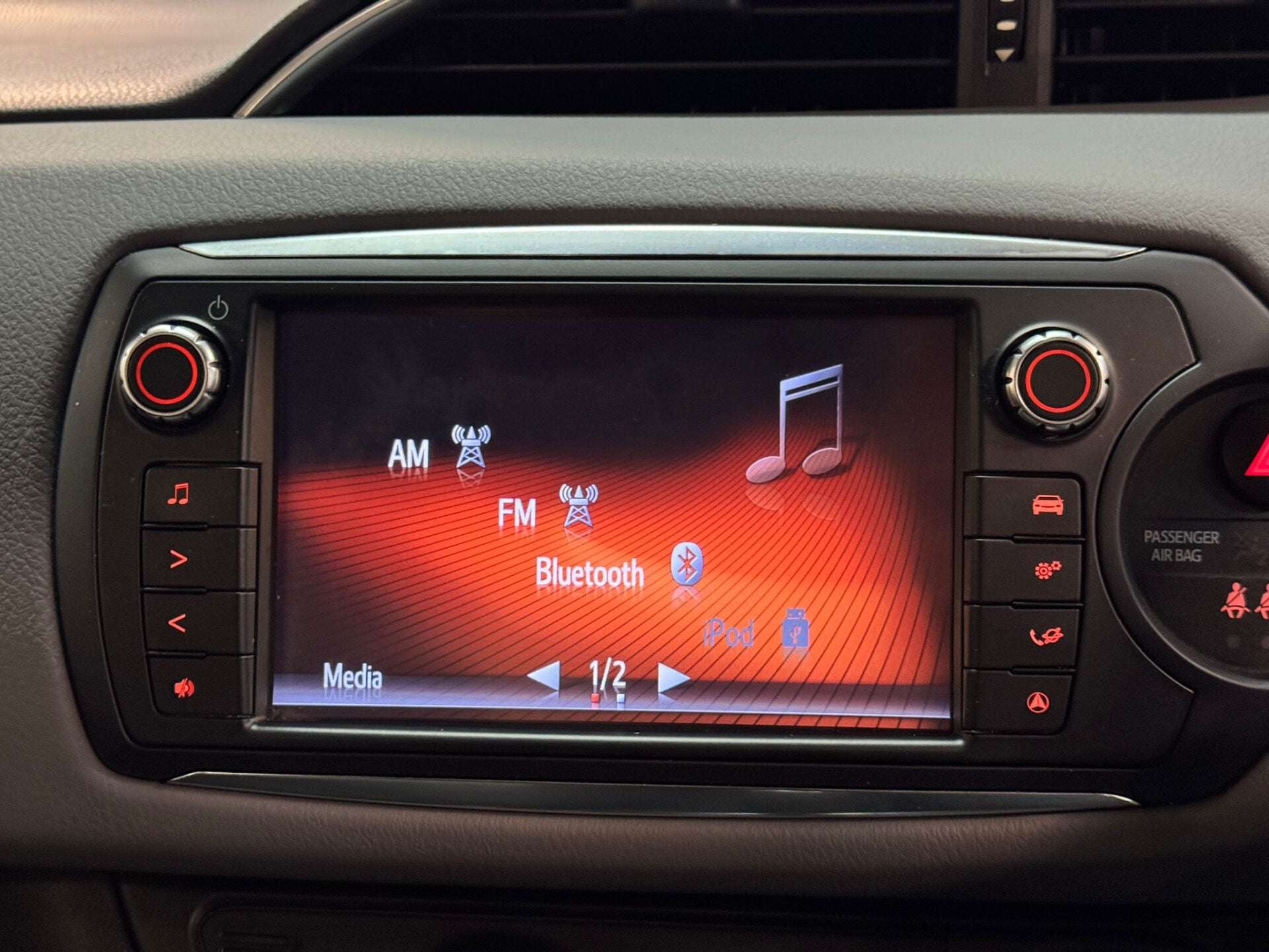 2015 TOYOTA YARIS 2015 TOYOTA YARIS