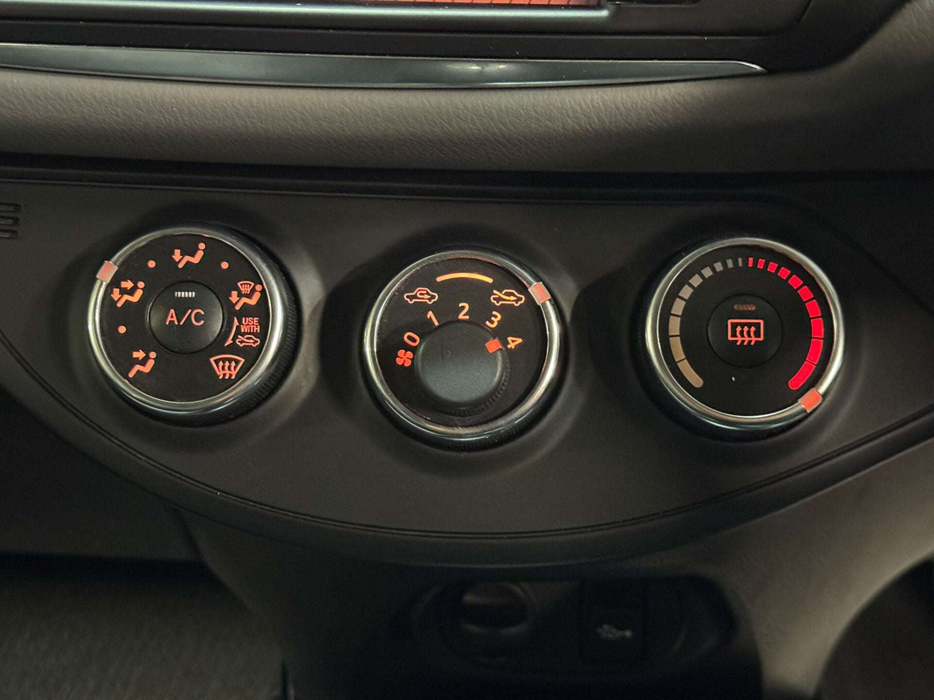 2015 TOYOTA YARIS 2015 TOYOTA YARIS