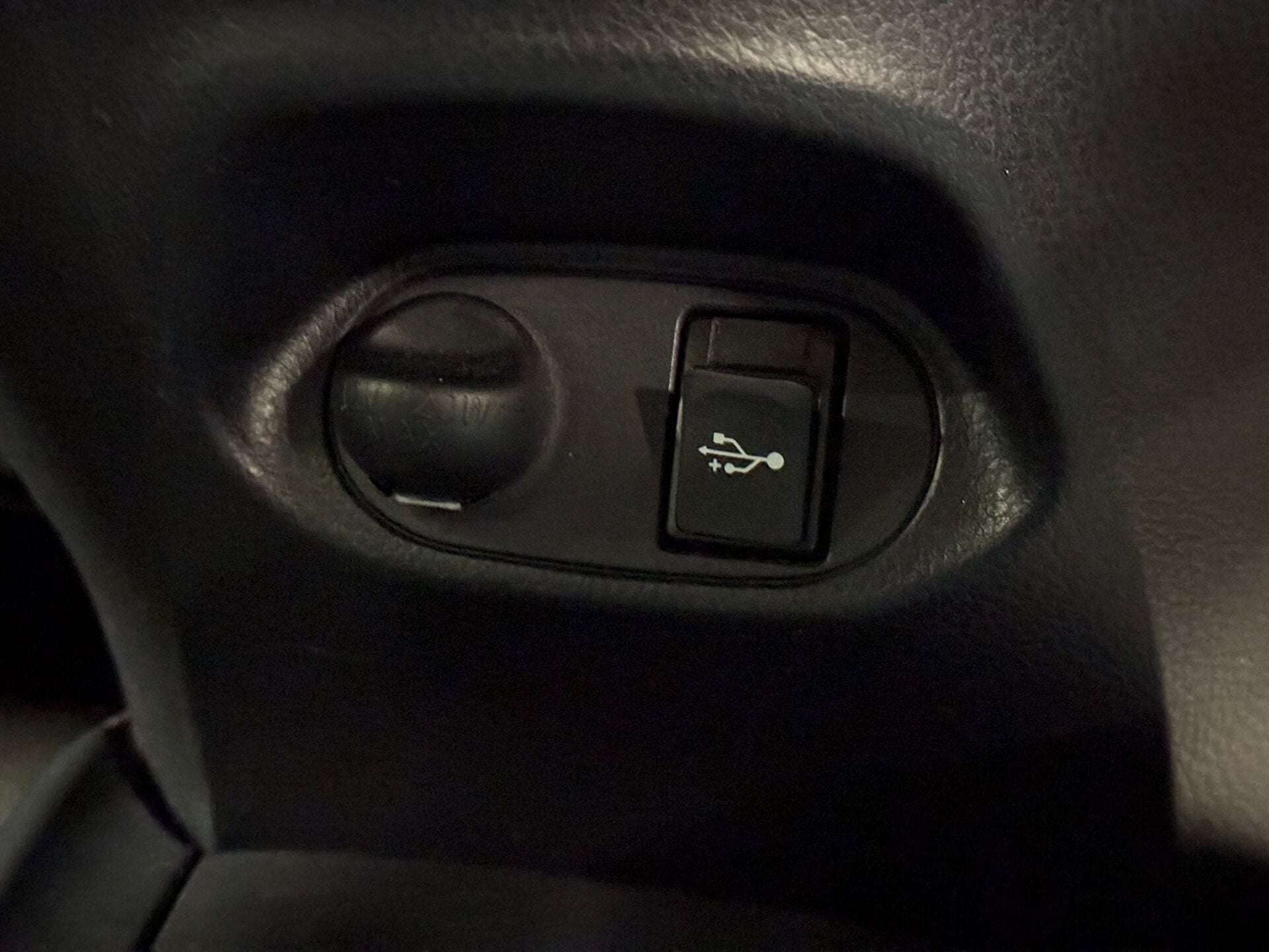 2015 TOYOTA YARIS 2015 TOYOTA YARIS