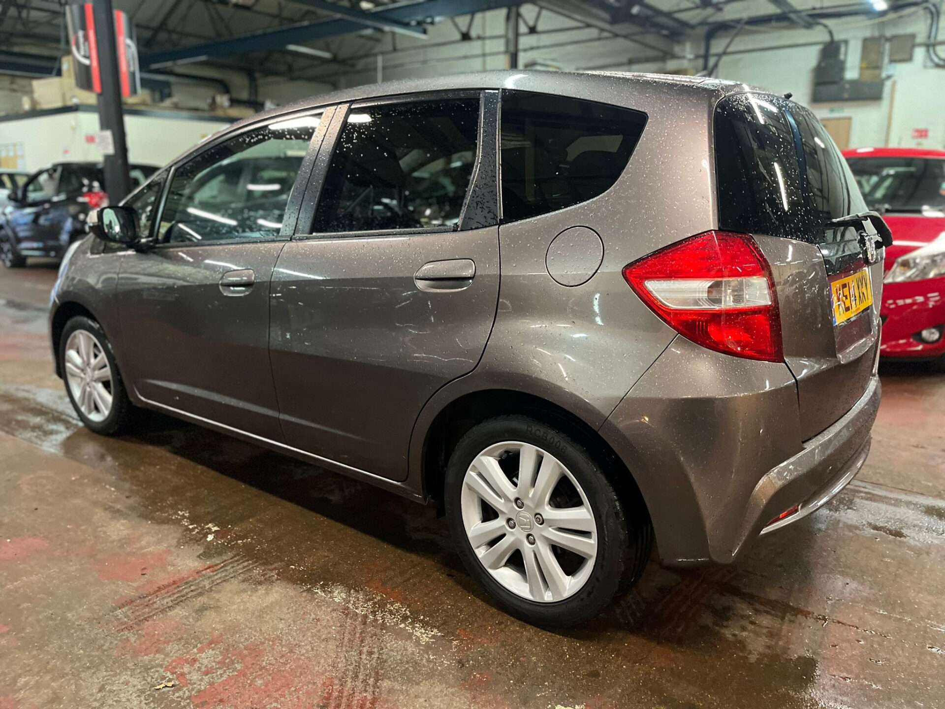 A 2014 HONDA JAZZ I-VTEC ES PLUS A 2014 HONDA JAZZ I-VTEC ES PLUS