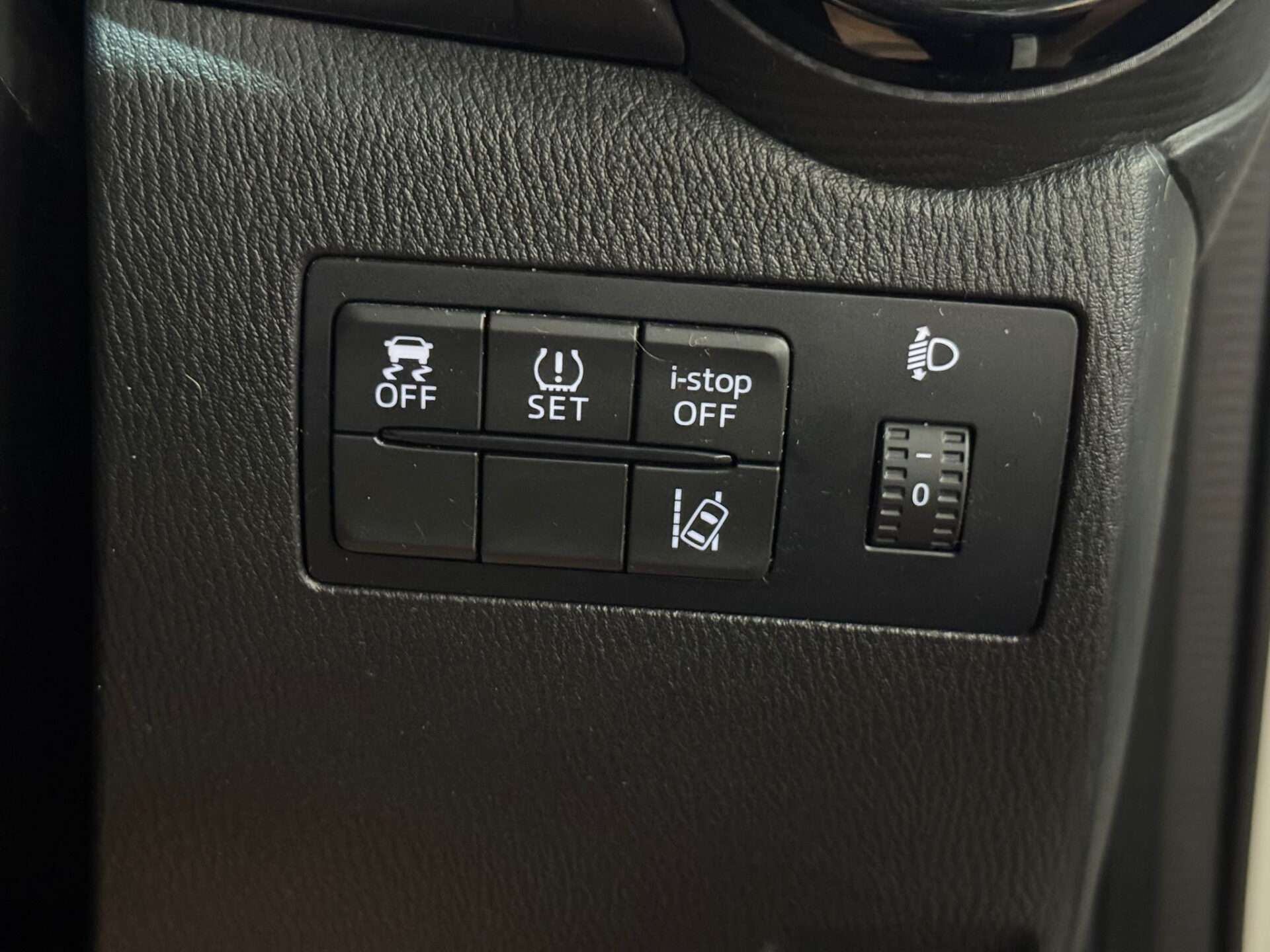 2017 MAZDA 2 2017 MAZDA 2