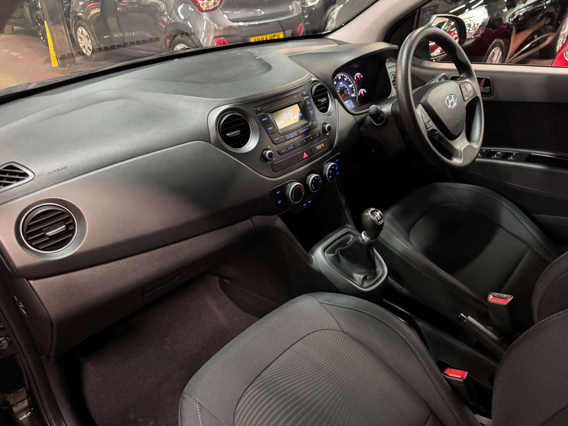 2017 HYUNDAI I10 2017 HYUNDAI I10