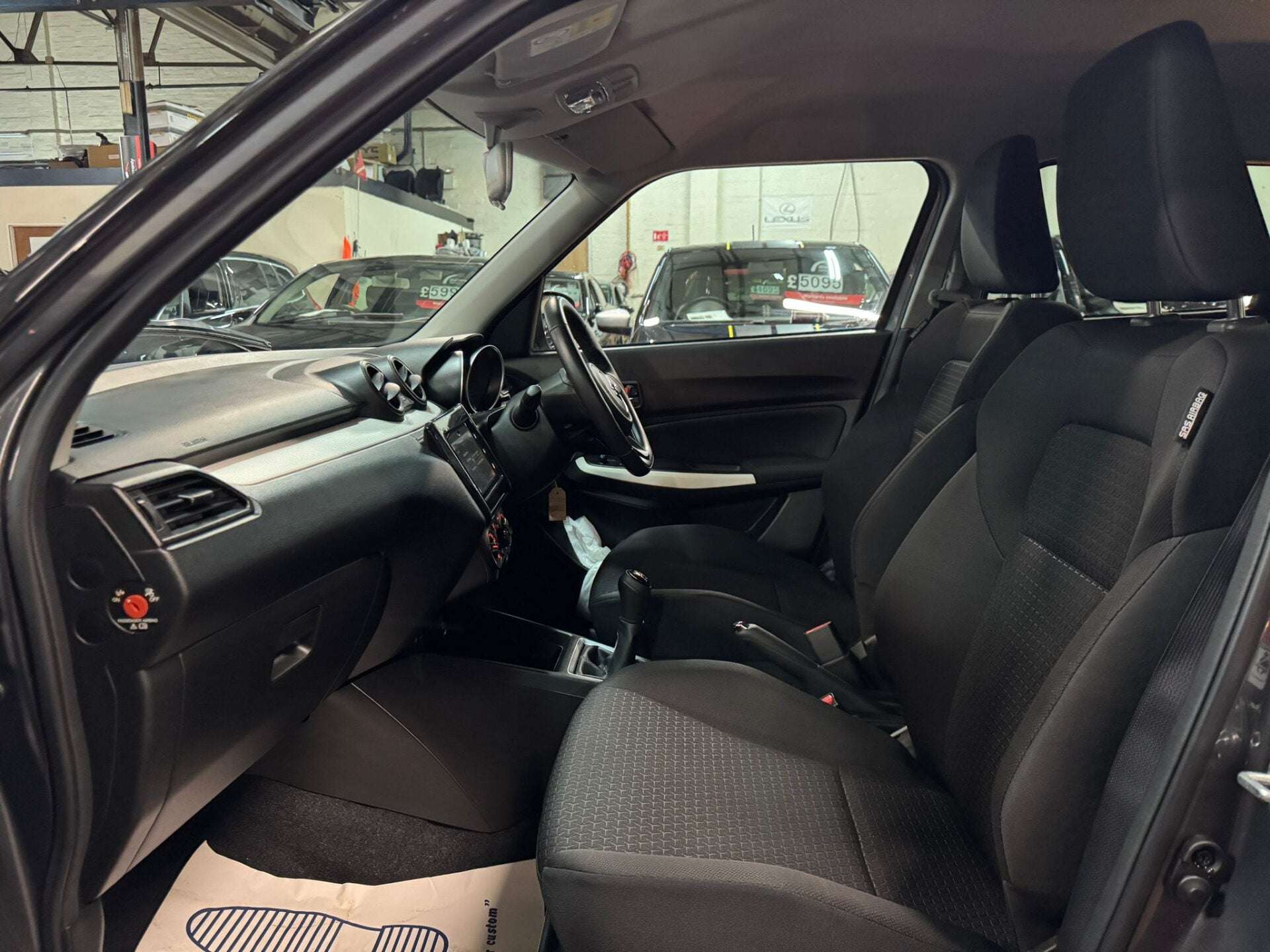 2018 SUZUKI SWIFT 2018 SUZUKI SWIFT