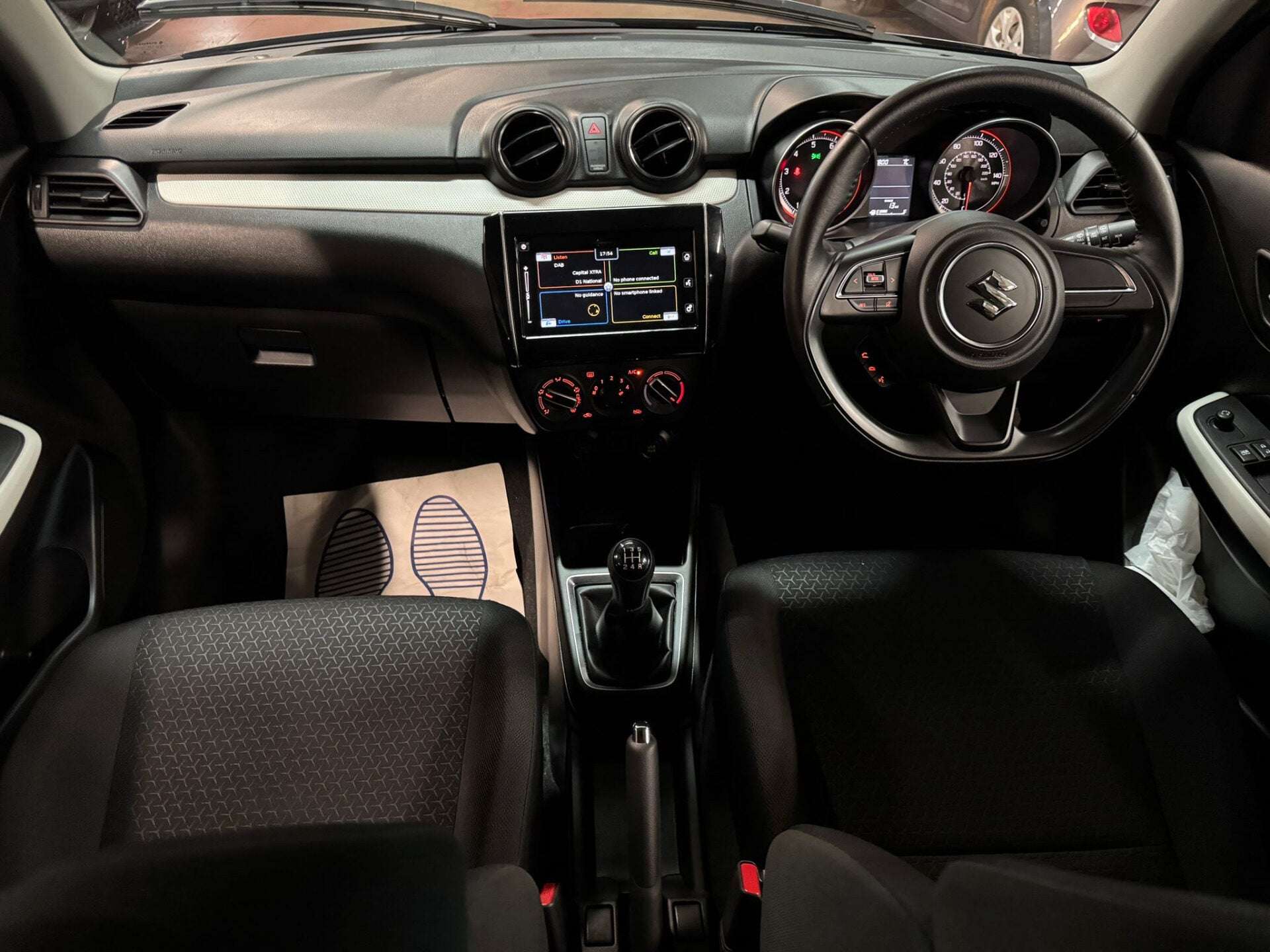 2018 SUZUKI SWIFT 2018 SUZUKI SWIFT