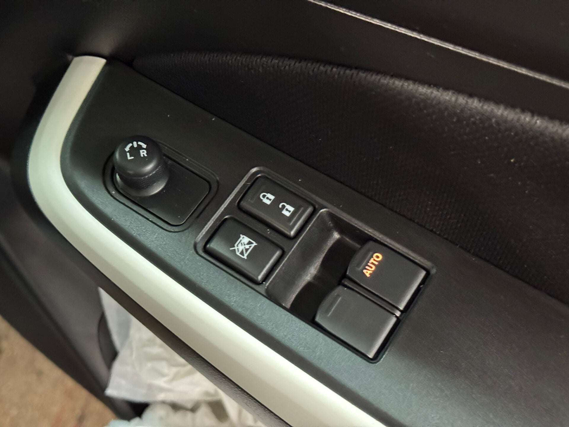 2018 SUZUKI SWIFT 2018 SUZUKI SWIFT