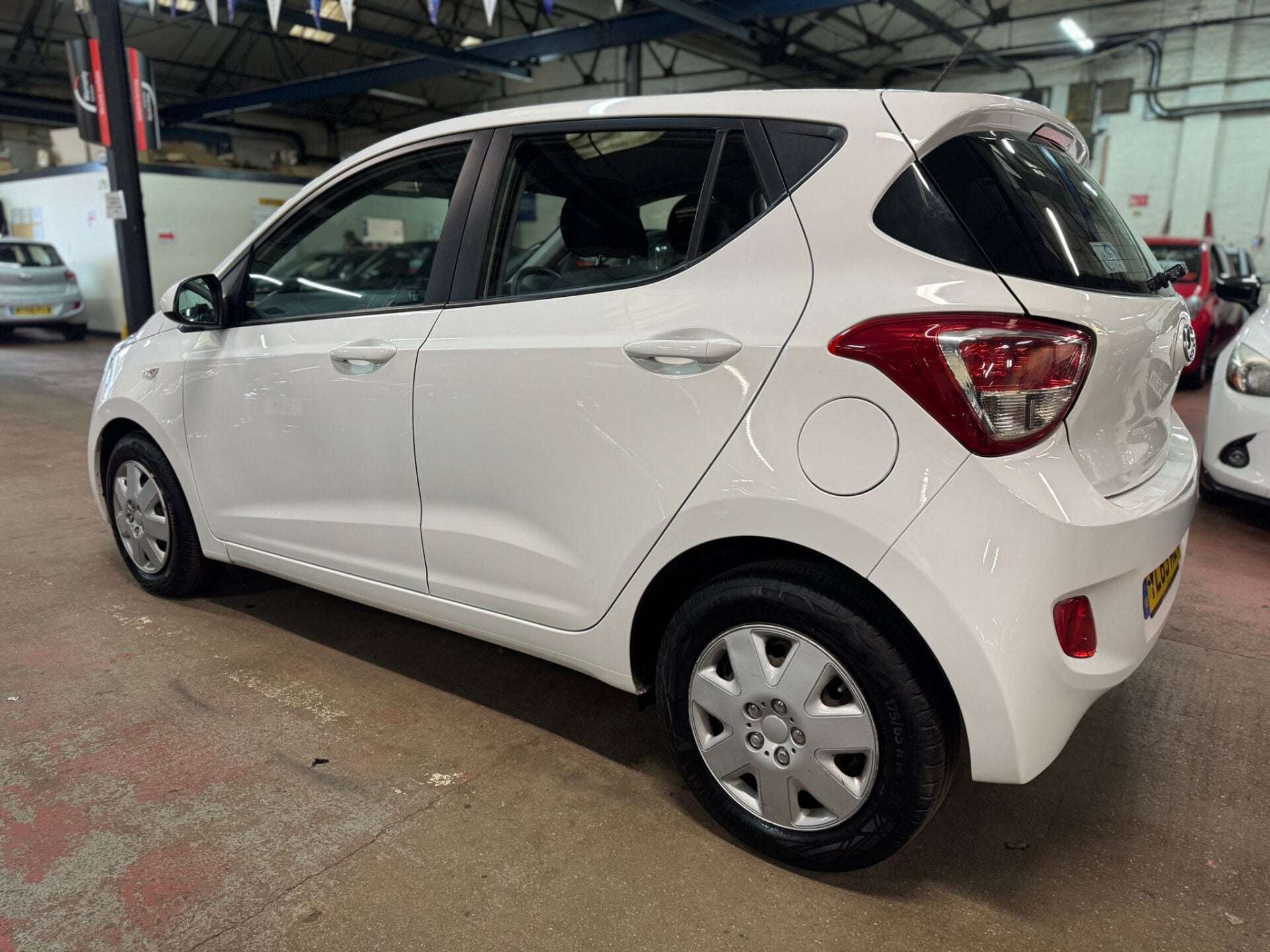 A 2016 HYUNDAI I10 SE BLUE DRIVE A 2016 HYUNDAI I10 SE BLUE DRIVE