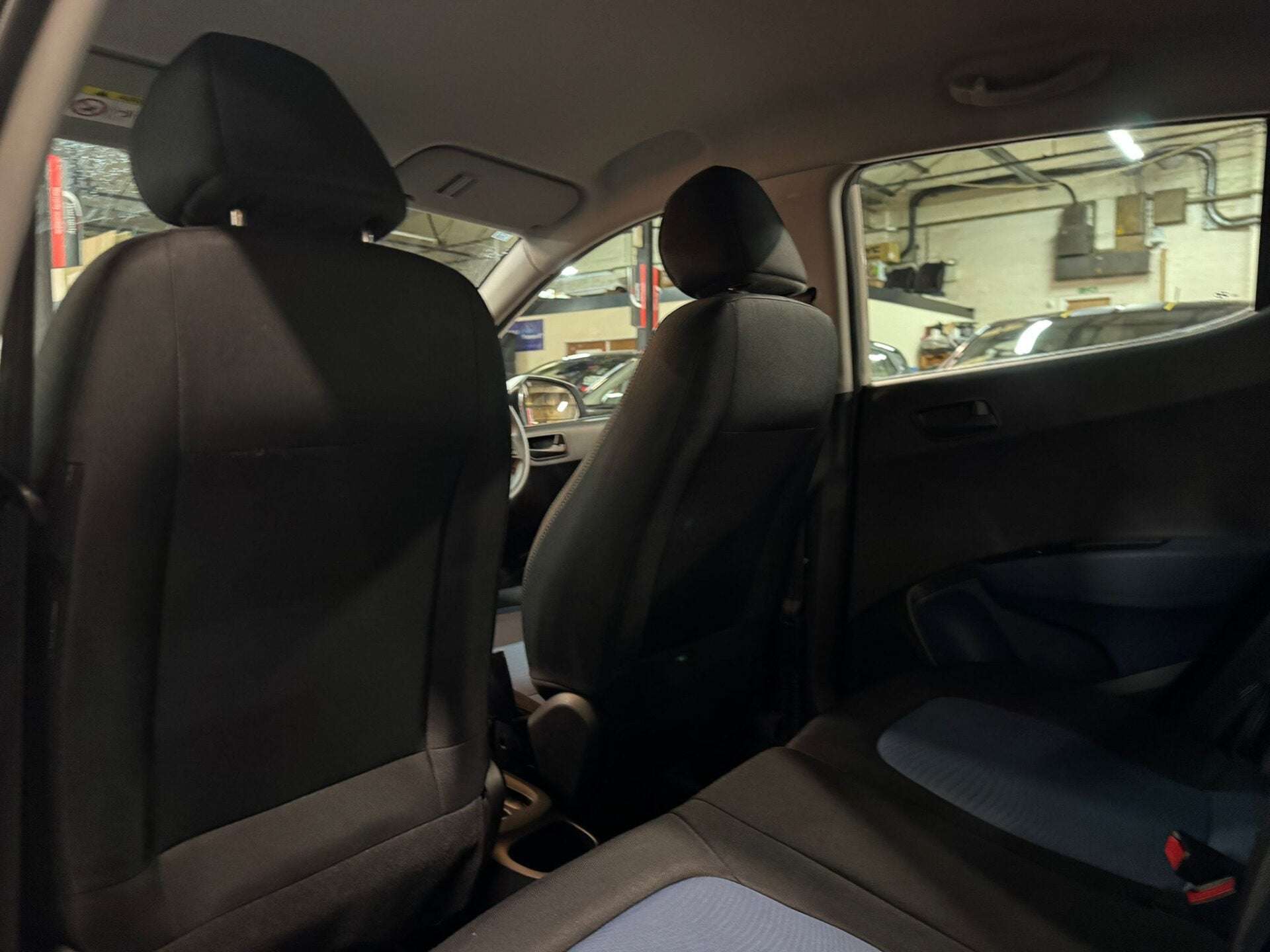 2016 HYUNDAI I10 2016 HYUNDAI I10