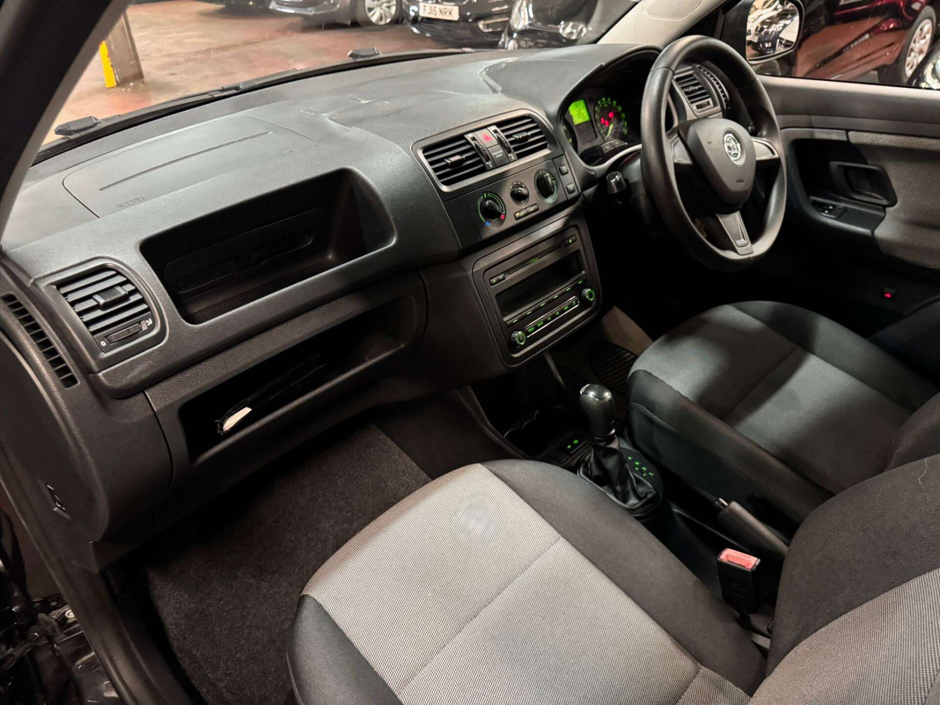 2014 SKODA FABIA 2014 SKODA FABIA