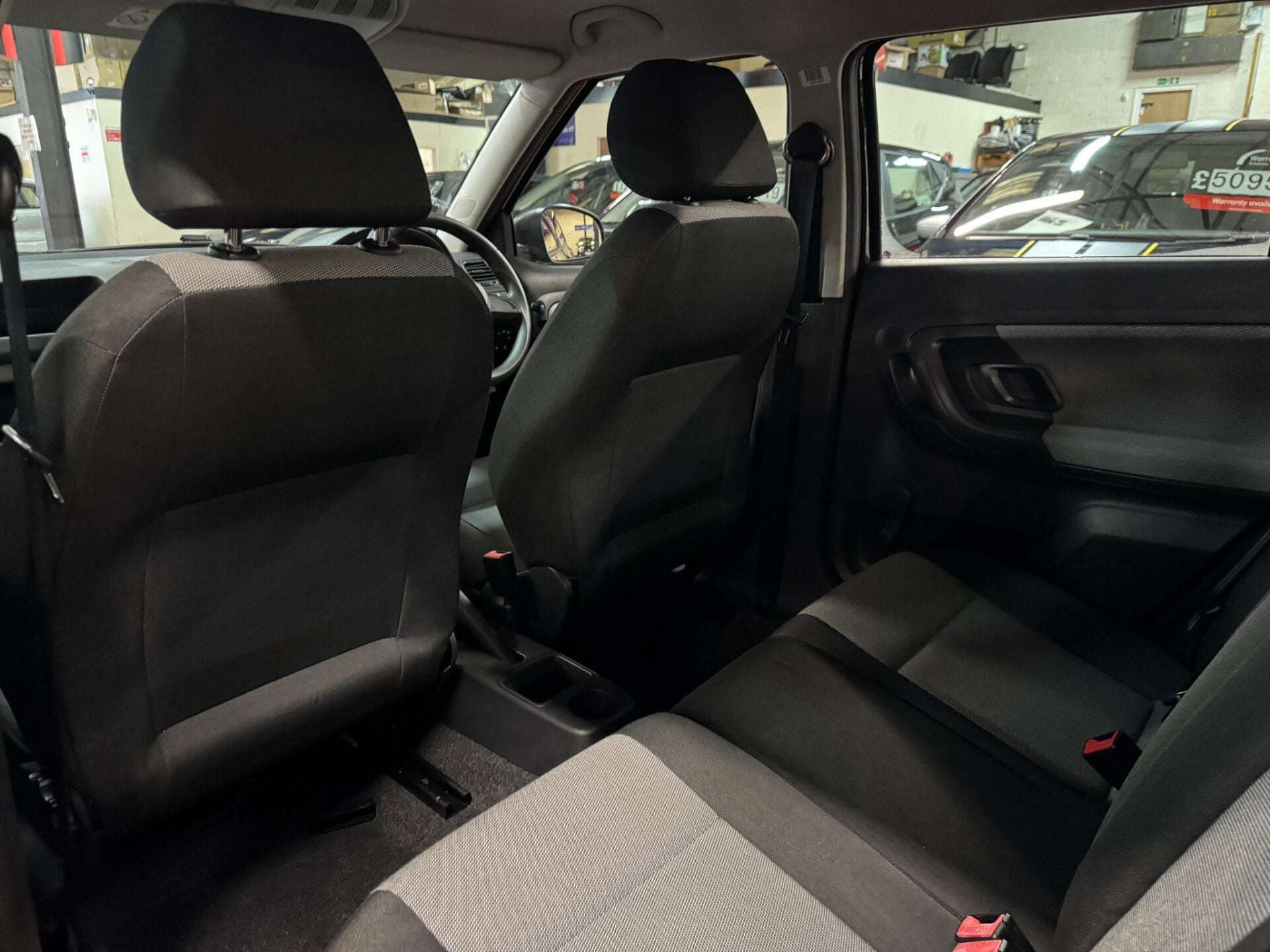 2014 SKODA FABIA 2014 SKODA FABIA