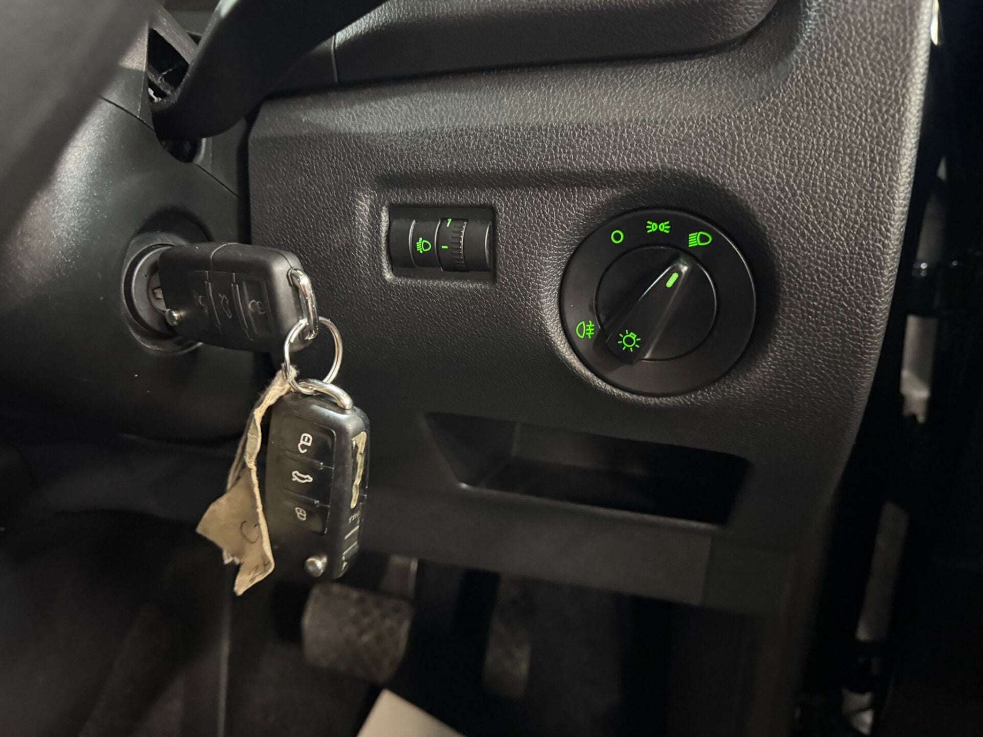 2014 SKODA FABIA 2014 SKODA FABIA