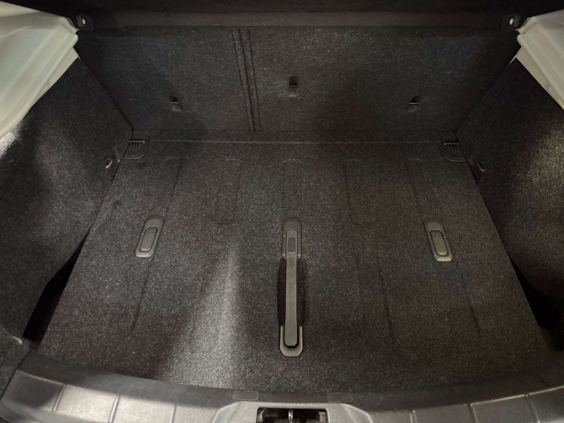 2014 VOLVO V40 2014 VOLVO V40