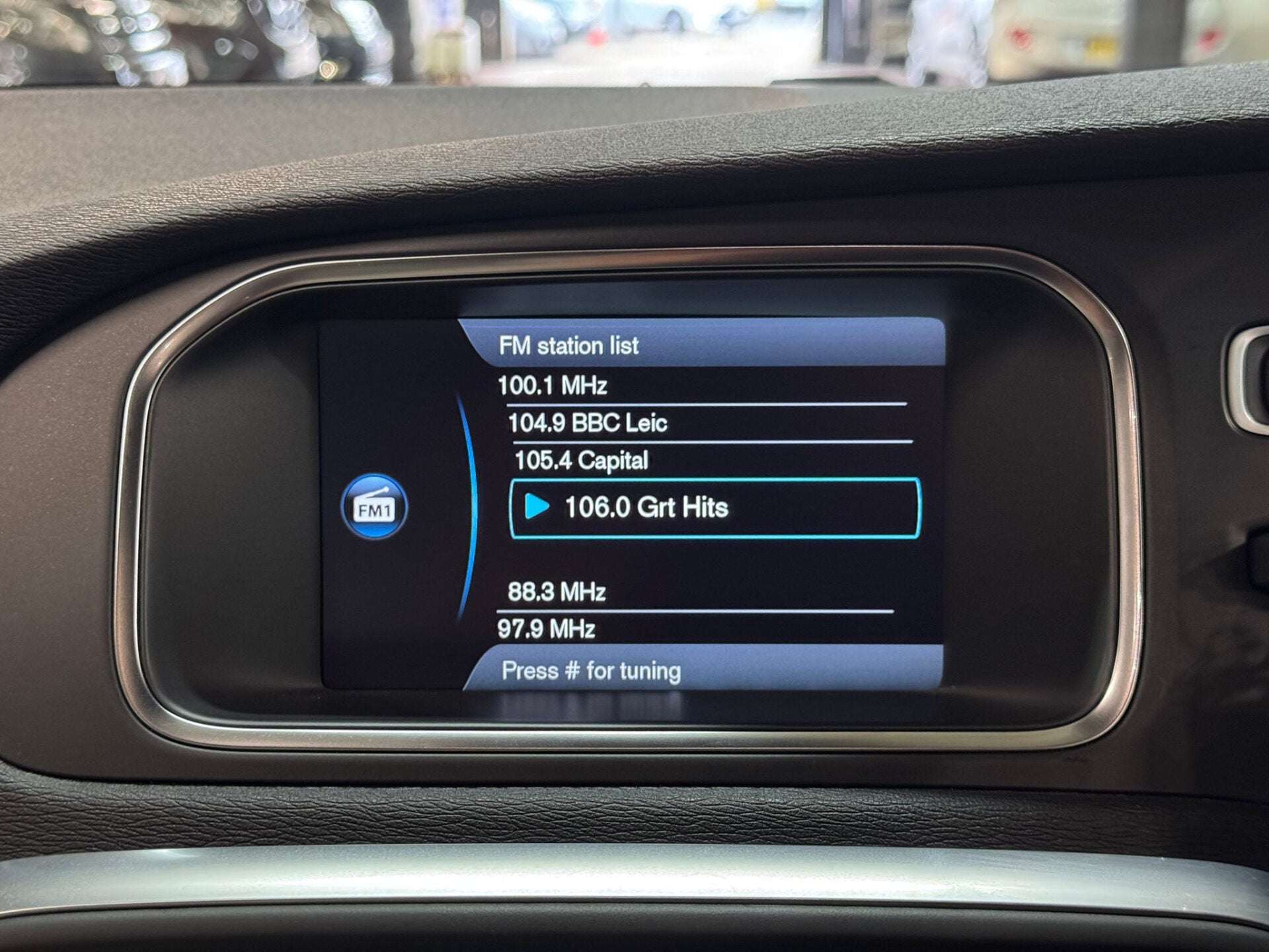 2014 VOLVO V40 2014 VOLVO V40