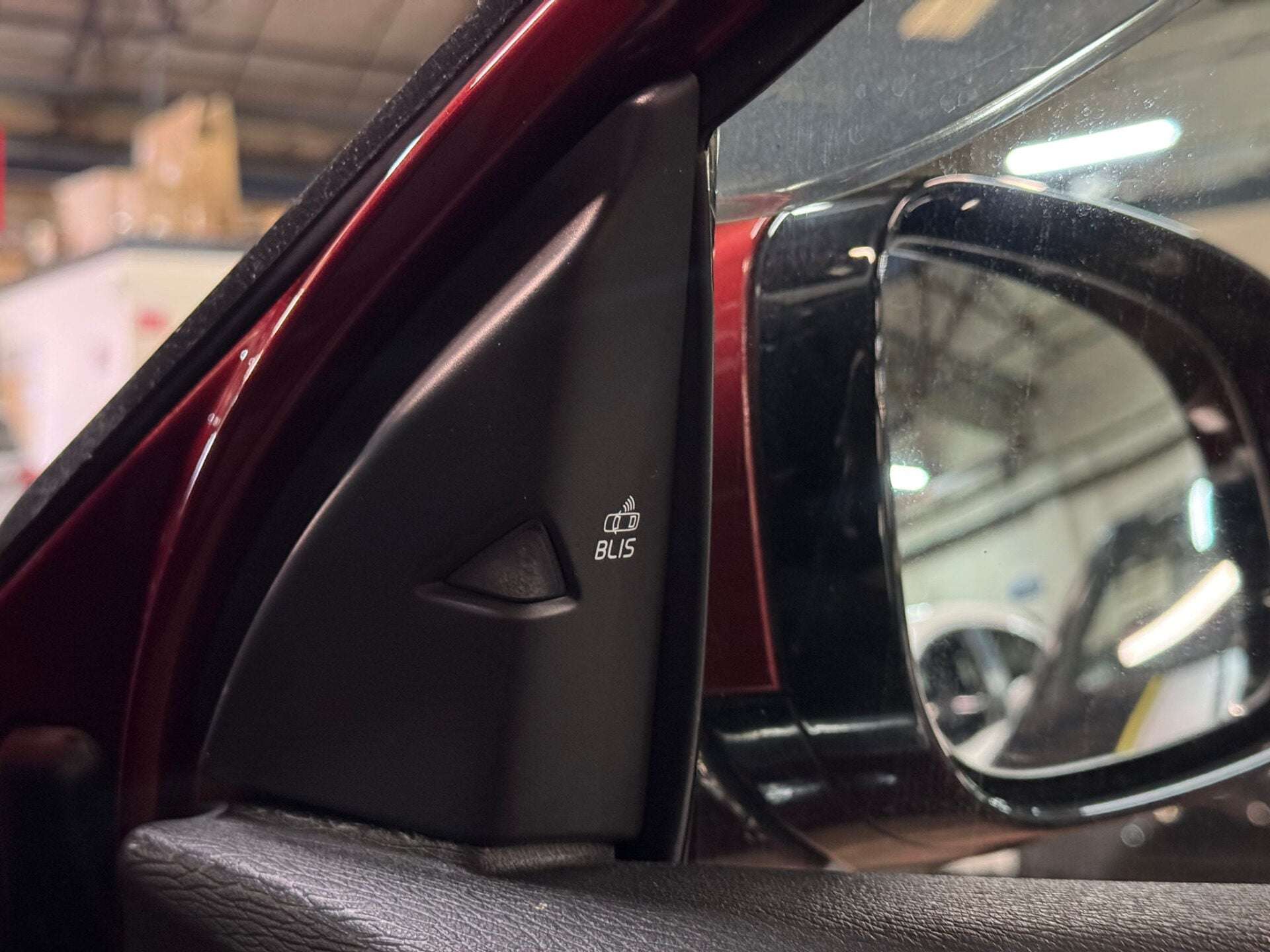 2014 VOLVO V40 2014 VOLVO V40