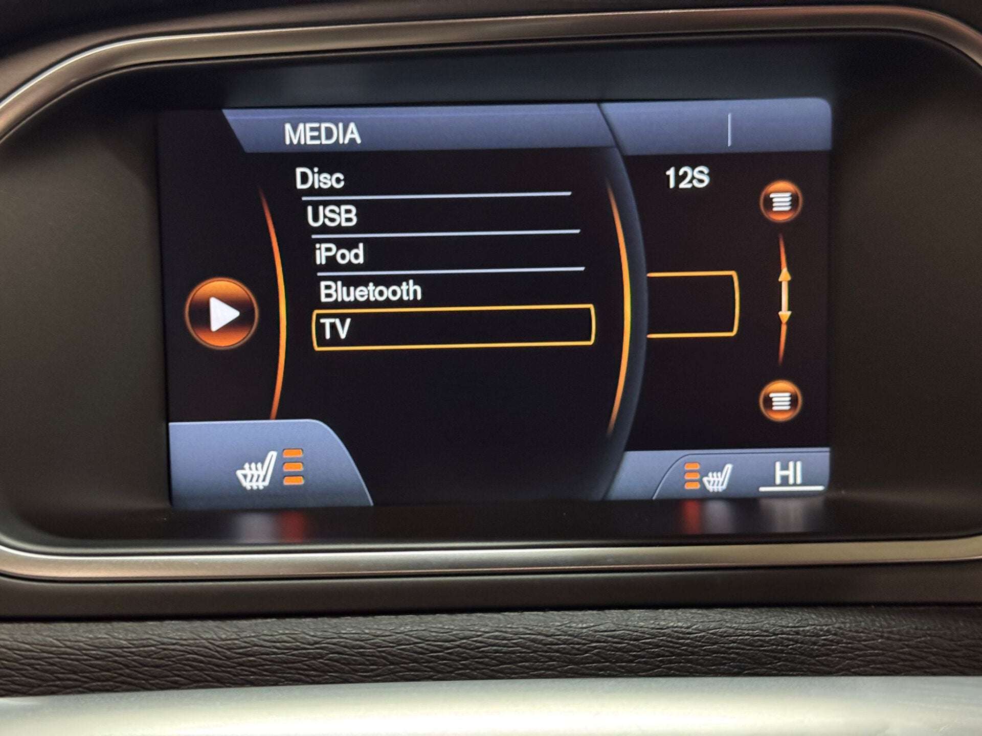 2014 VOLVO V40 2014 VOLVO V40