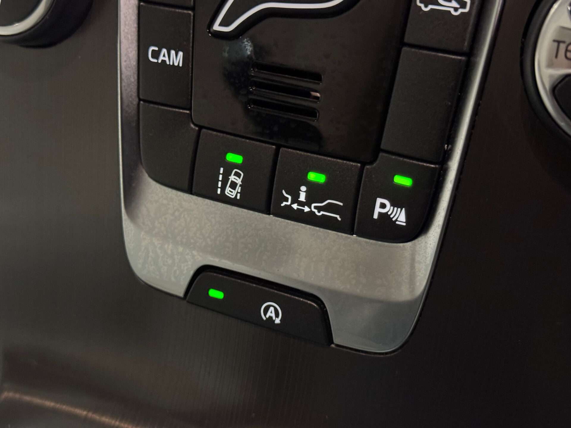 2014 VOLVO V40 2014 VOLVO V40