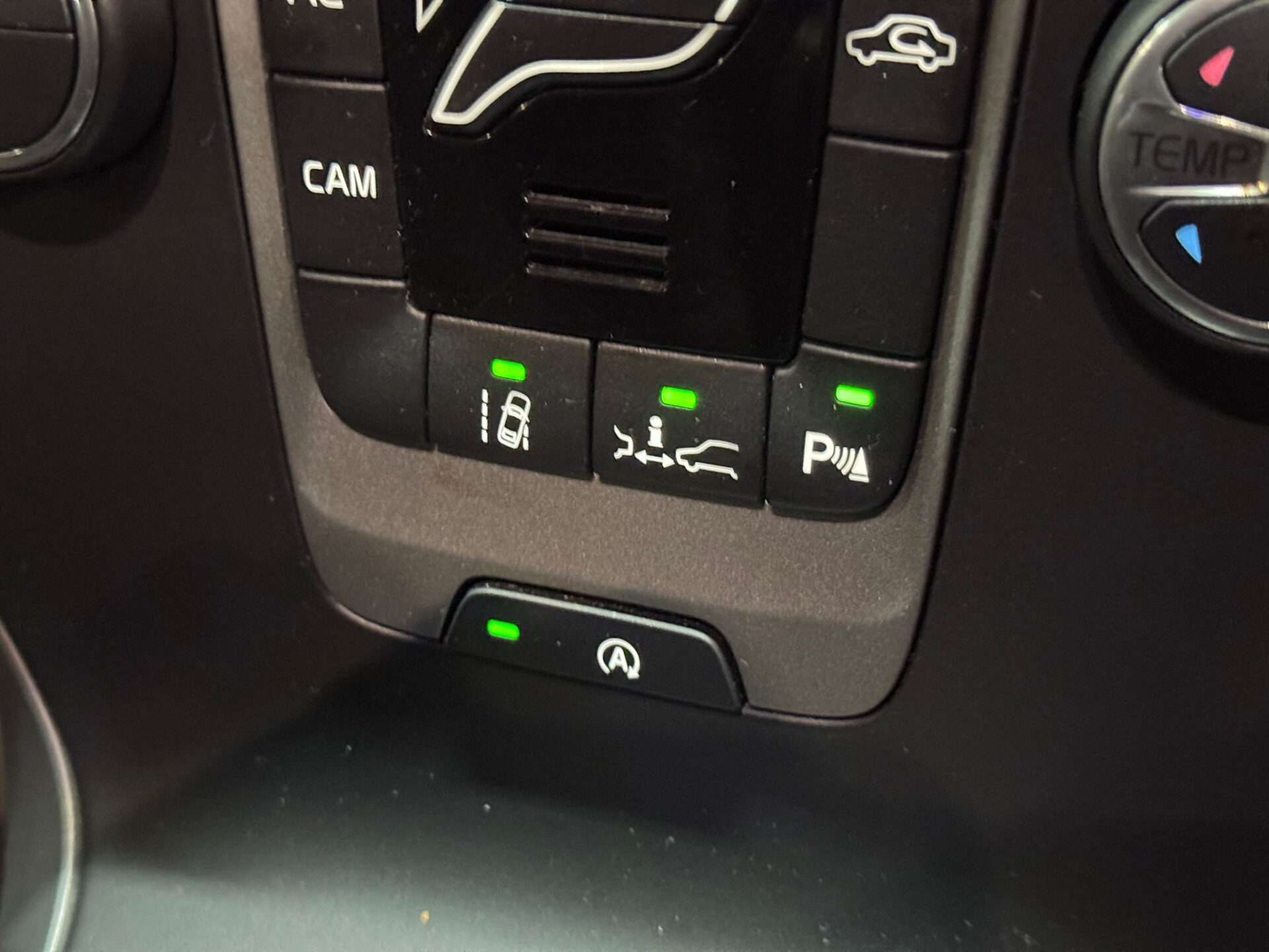 2014 VOLVO V40 2014 VOLVO V40