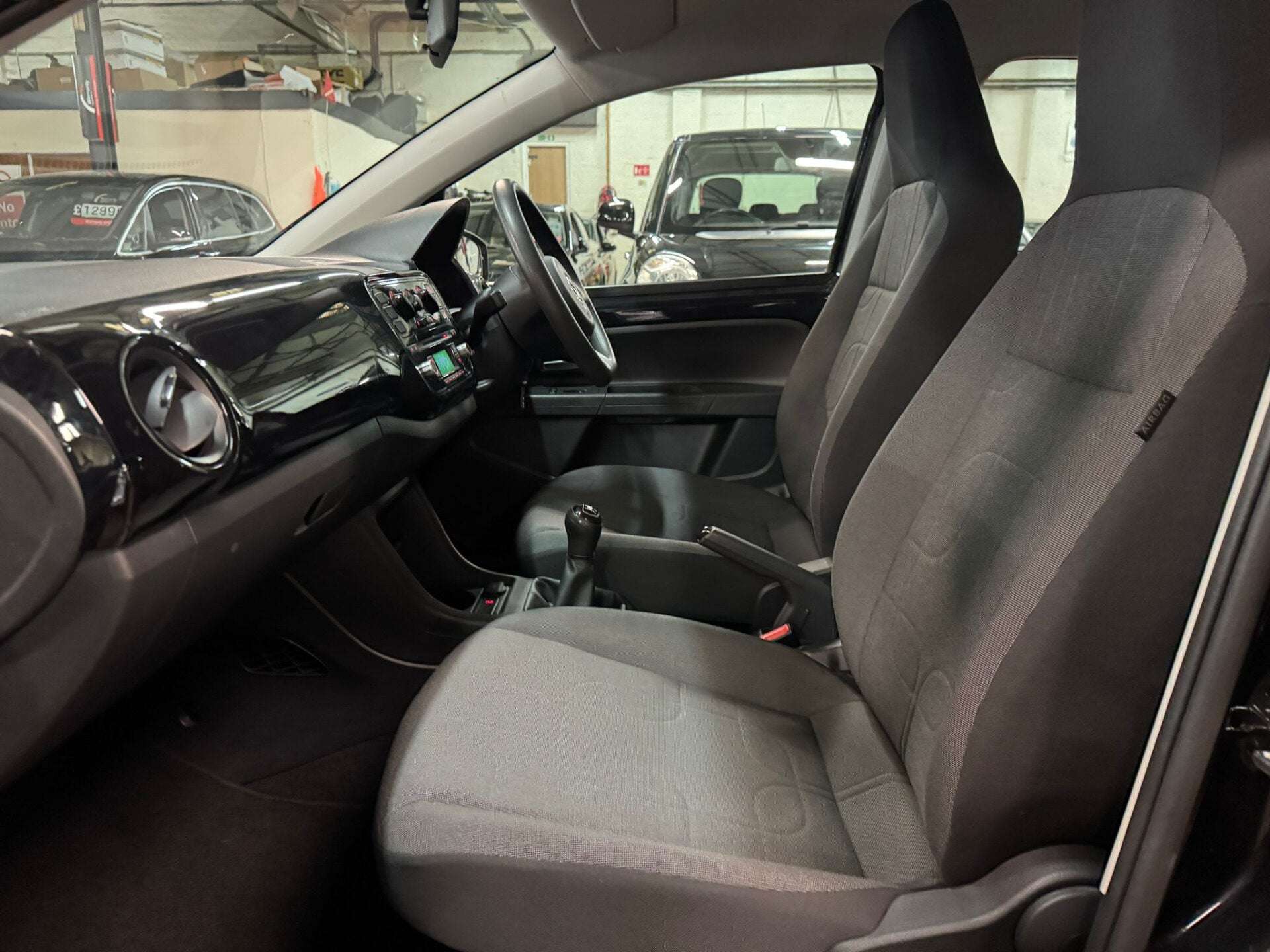 2014 VOLKSWAGEN UP 2014 VOLKSWAGEN UP