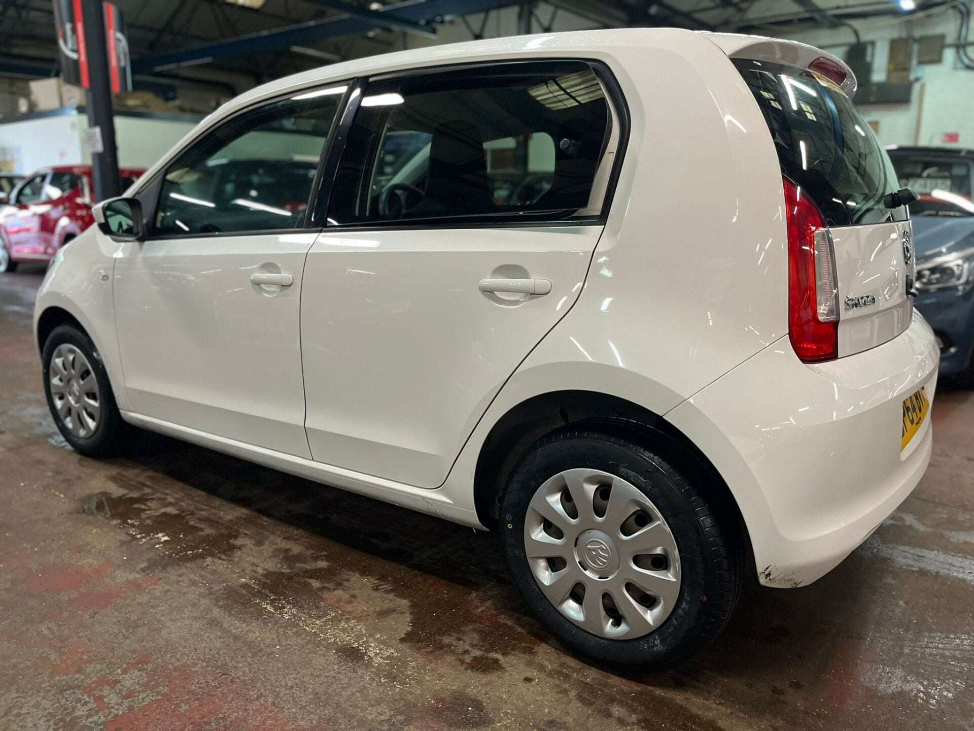 A 2015 SKODA CITIGO SE 12V A 2015 SKODA CITIGO SE 12V