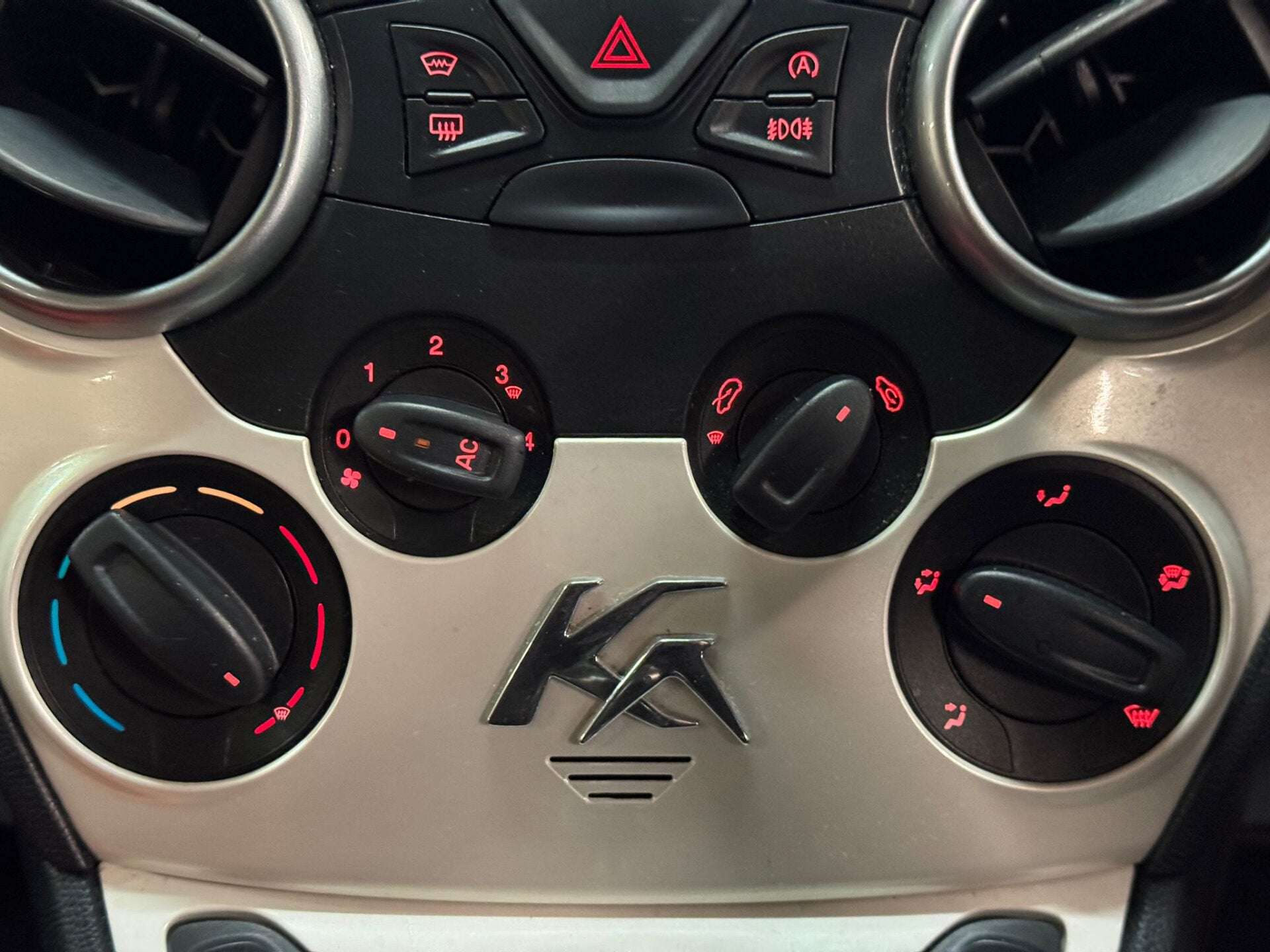 2014 FORD KA 2014 FORD KA