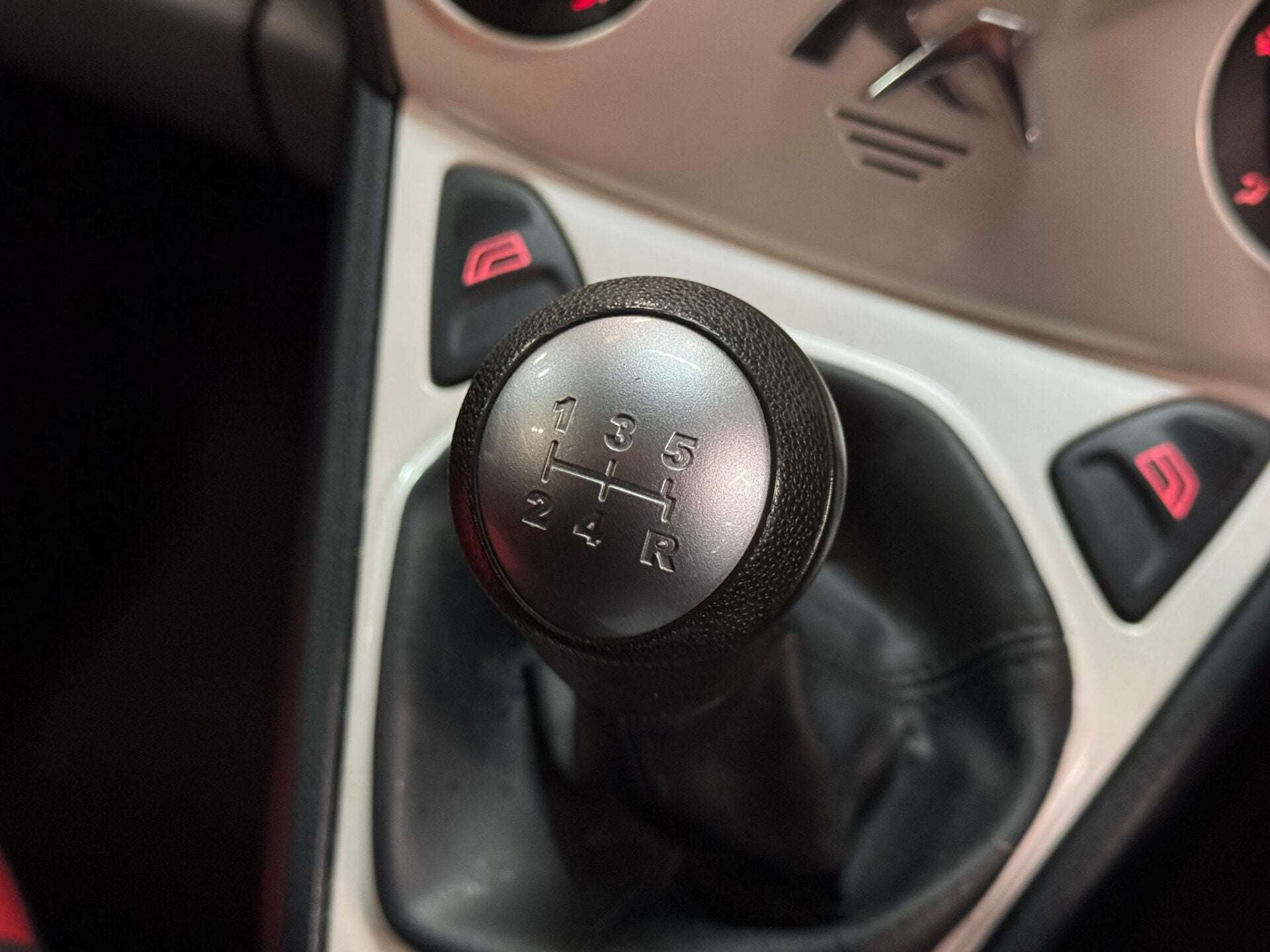 2014 FORD KA 2014 FORD KA