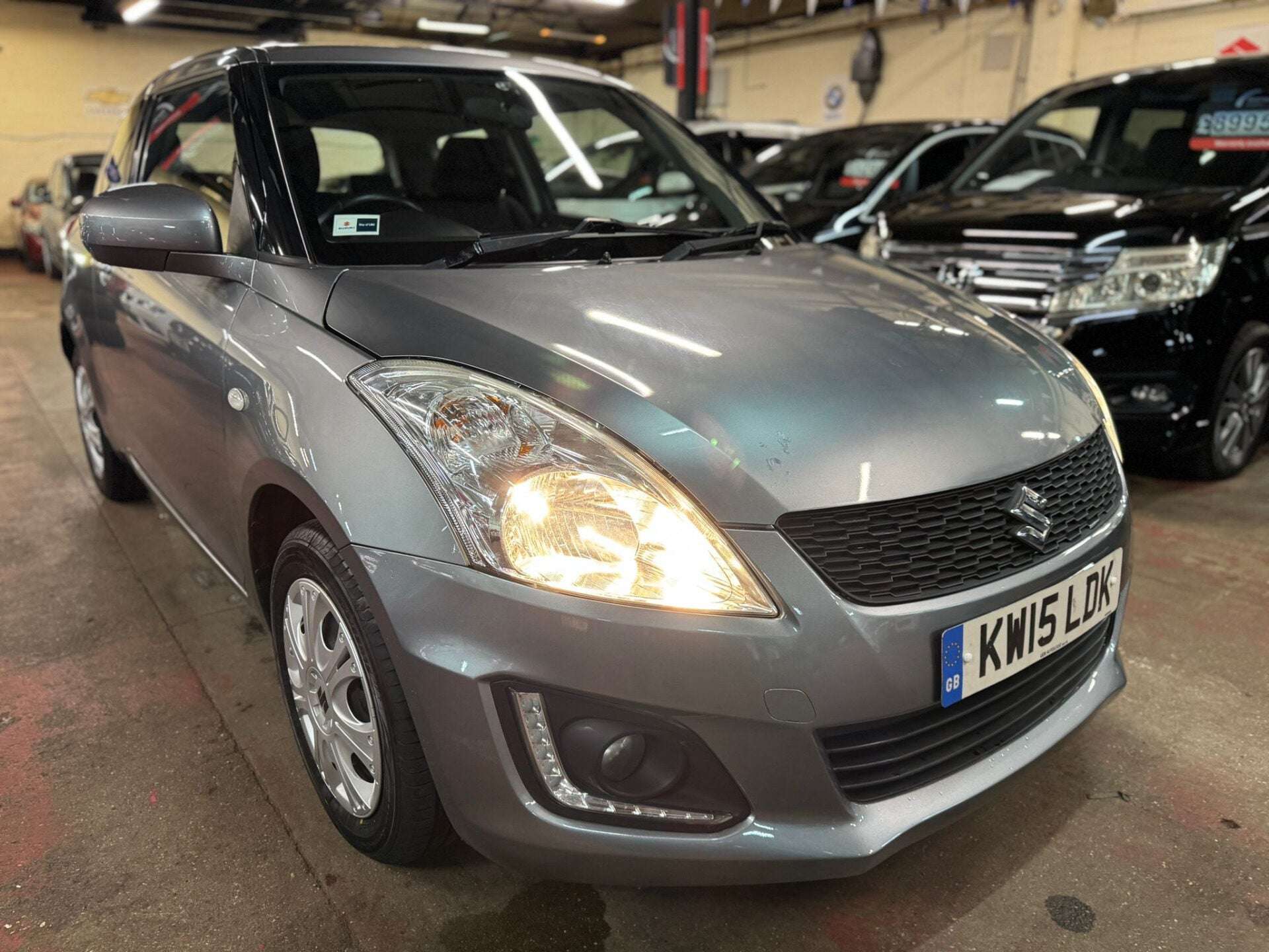 2015 SUZUKI SWIFT 2015 SUZUKI SWIFT