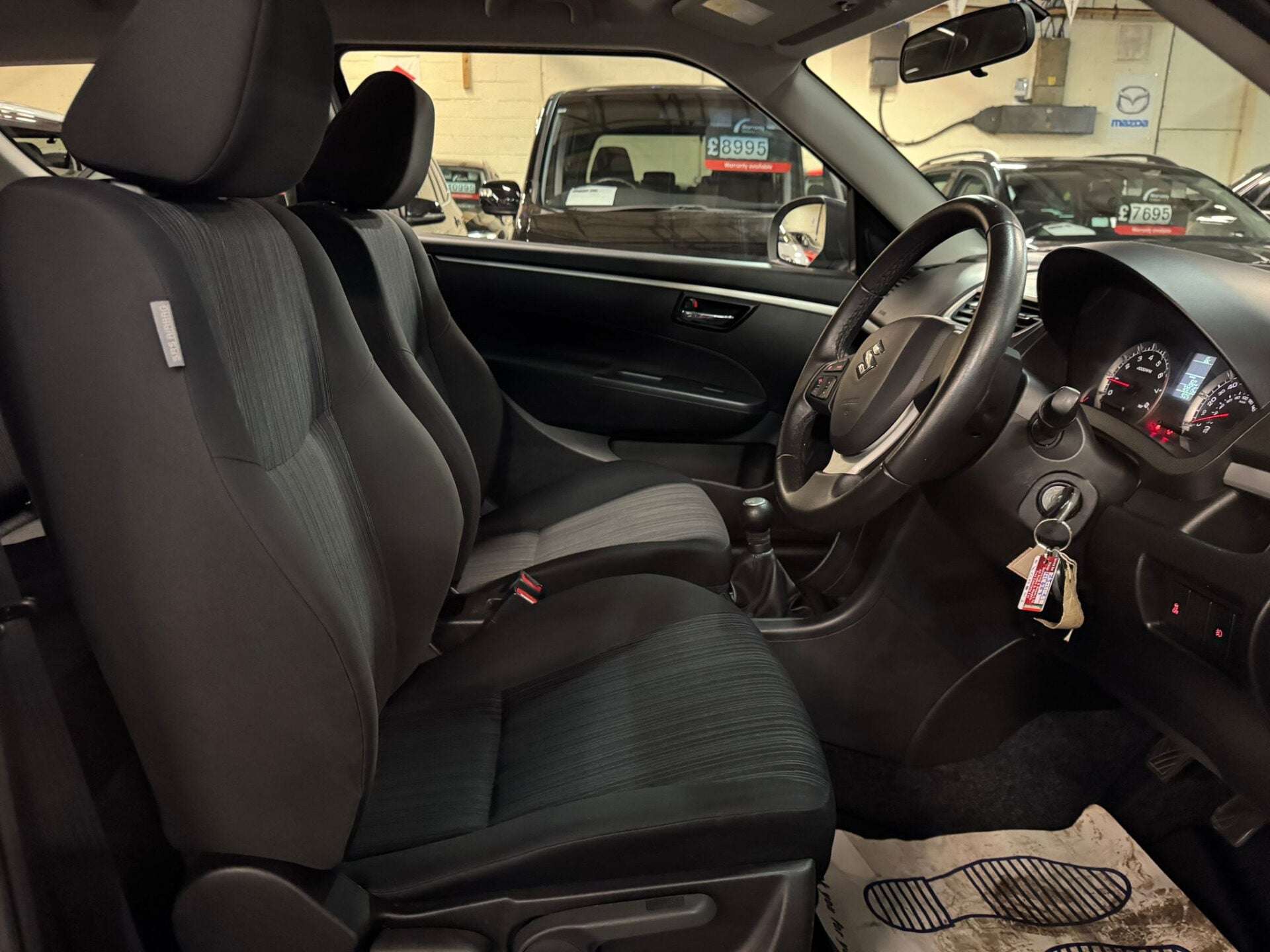 2015 SUZUKI SWIFT 2015 SUZUKI SWIFT