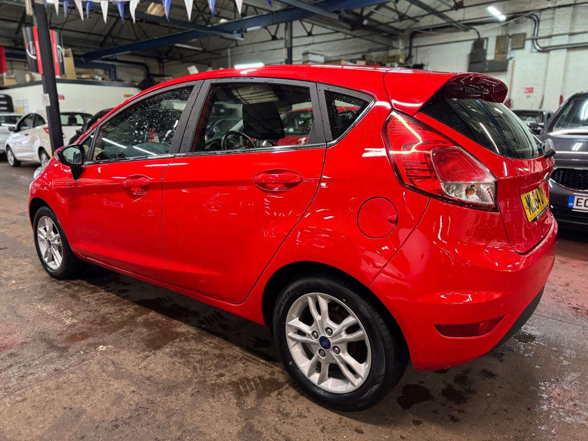 A 2014 FORD FIESTA ZETEC A 2014 FORD FIESTA ZETEC