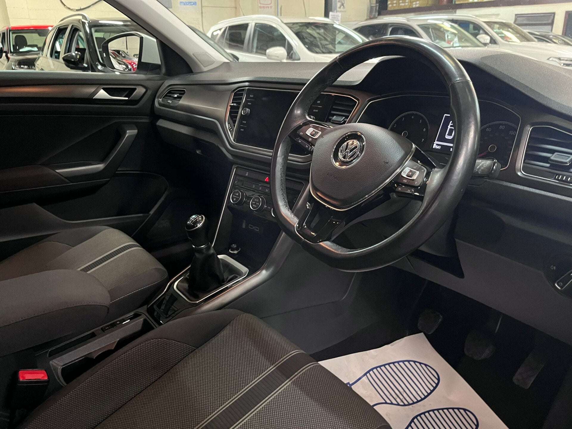 2018 VOLKSWAGEN T-ROC 2018 VOLKSWAGEN T-ROC