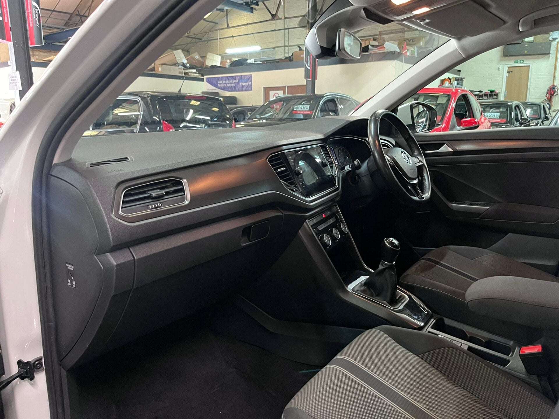 2018 VOLKSWAGEN T-ROC 2018 VOLKSWAGEN T-ROC