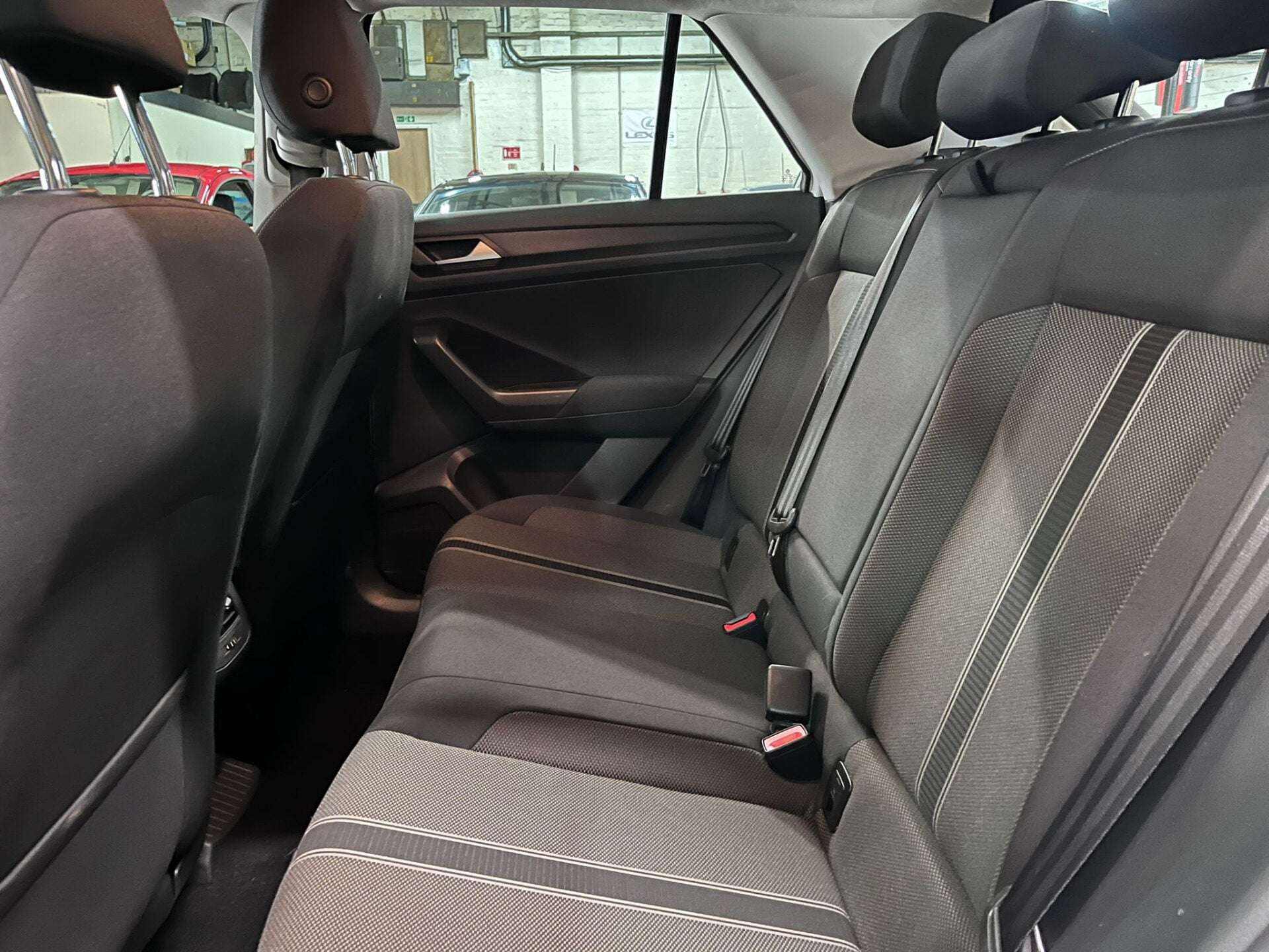 2018 VOLKSWAGEN T-ROC 2018 VOLKSWAGEN T-ROC